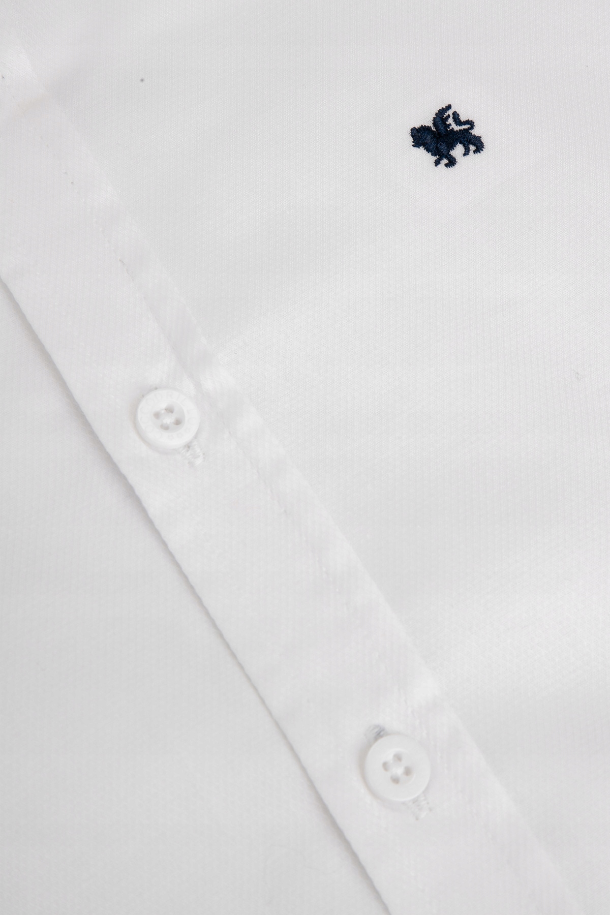 Koszula dla chłopca biała 122 Coccodrillo Kolor biały