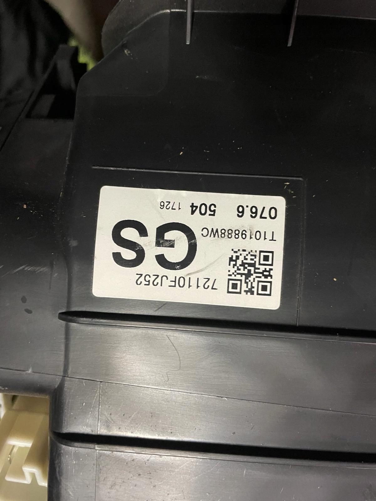 72110fj252 радиатор отопителя subaru Forester IV европа