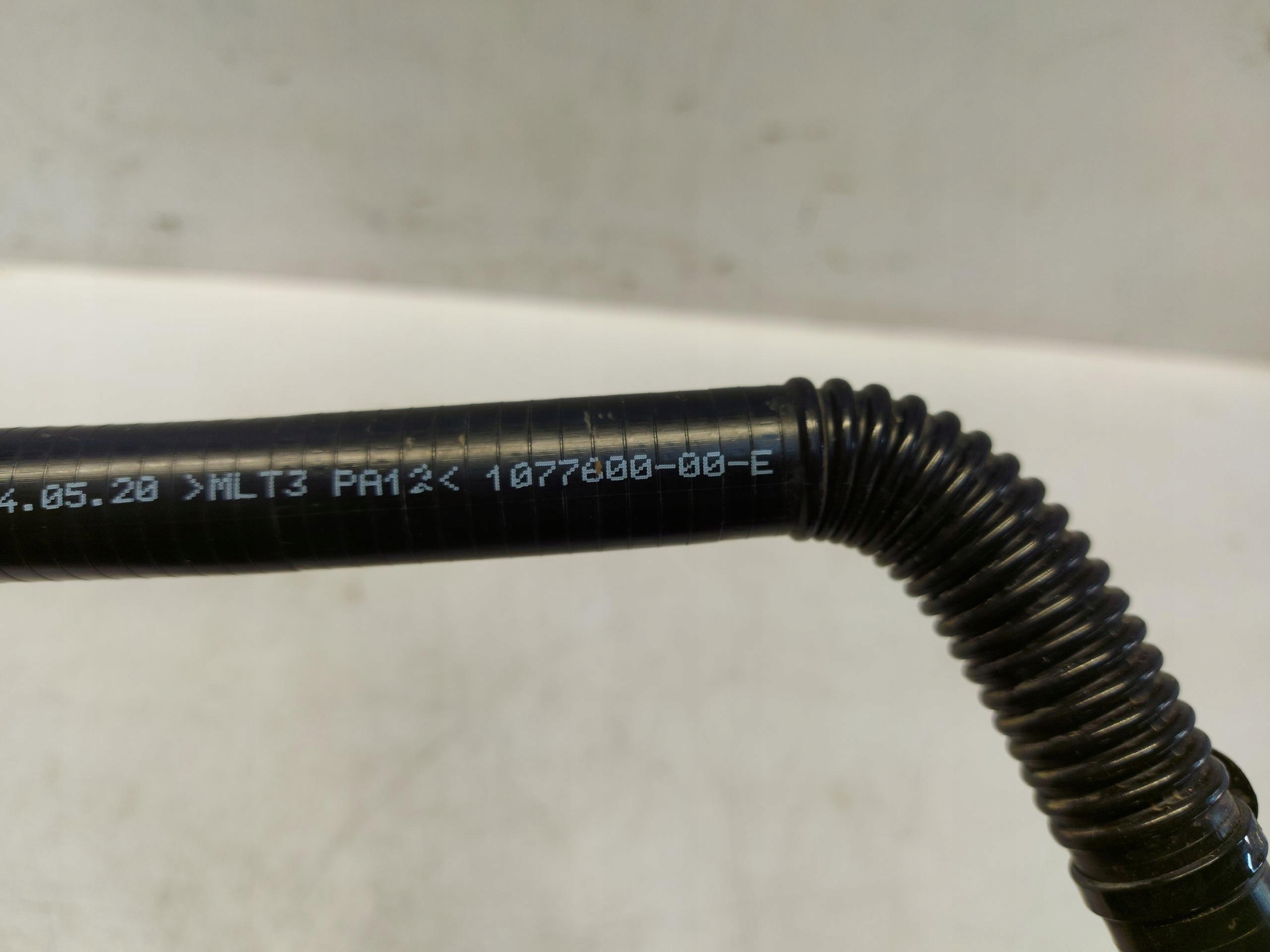 TESLA MODEL 3 crijevo prijenos cijevčica vode chlodzenia cieczy