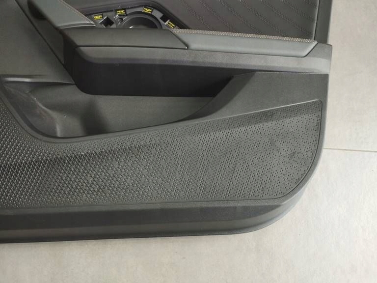 Cupra Formentor side door right front upholstery ambiente 5FF867012P