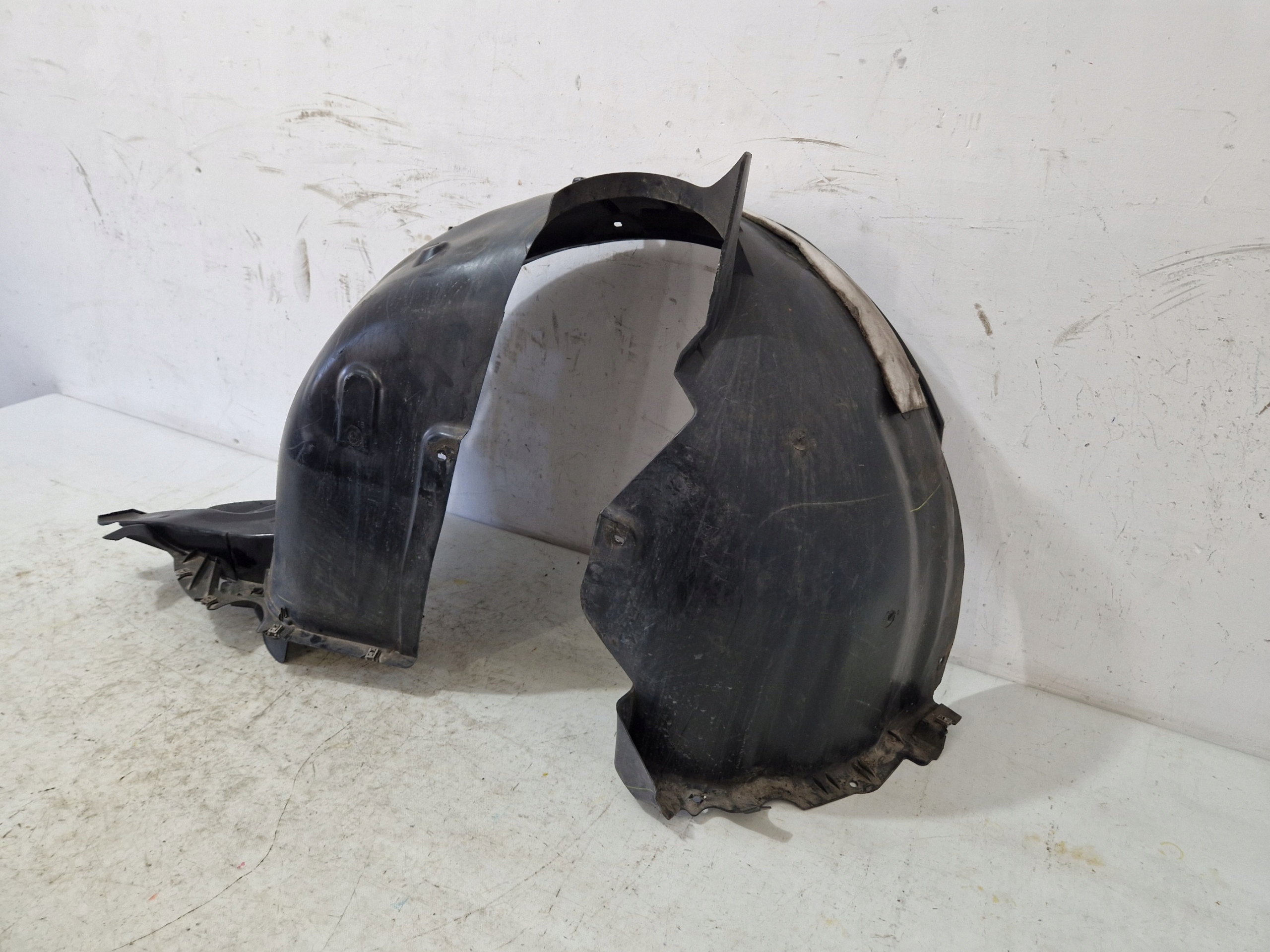 VW TIGUAN II 2 ALLSPACE 5NN mudguard front right 5NN805912B