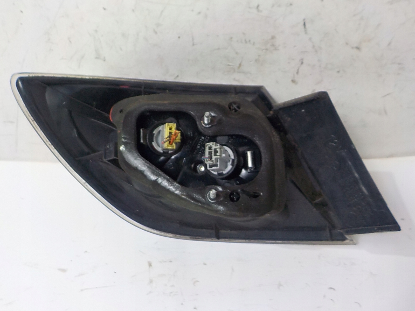 MAZDA 3 and BK HB light right rear part rear P6329