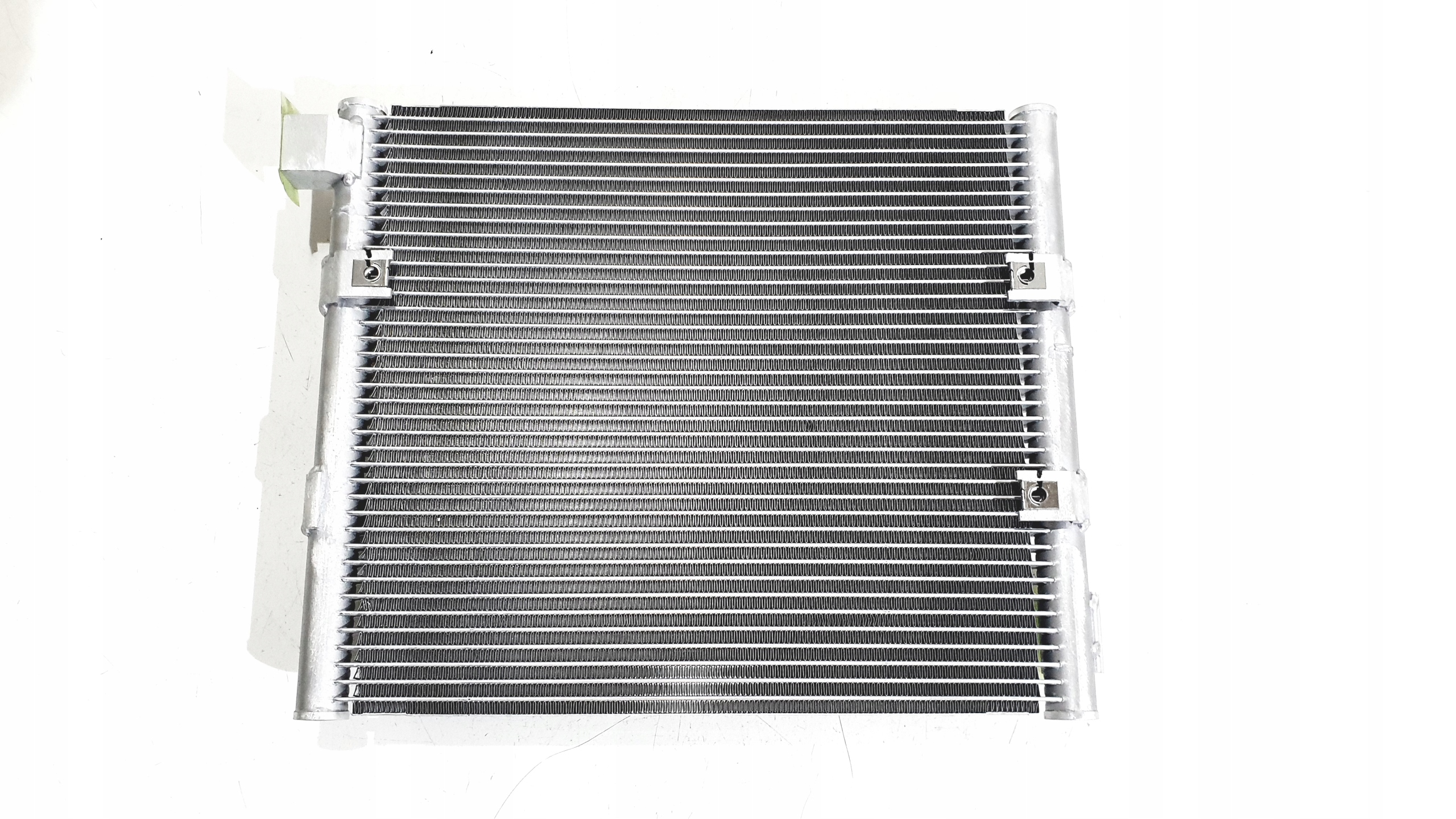 РАДИАТОР ОХЛАЖДЕНИЯ MITSUBISHI FUSO CANTER 733879 CDC311B081