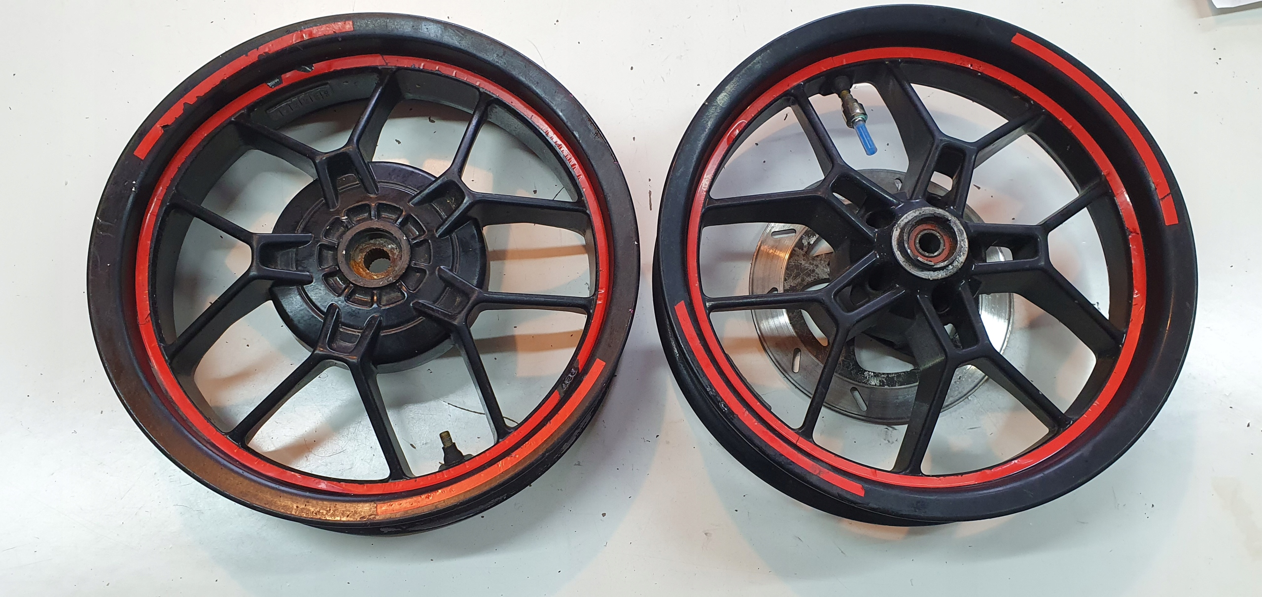 TYPHOON SR MOTARD ОБІД ПЕРЕДНІЙ ЗАДНІЙ ДИСКИ 14ДЮЙМОВ