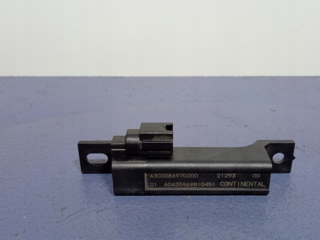 RENAULT CLIO V WZMACNIACZ ANTENY DOSTĘPU SMART KEY A3C0086970000