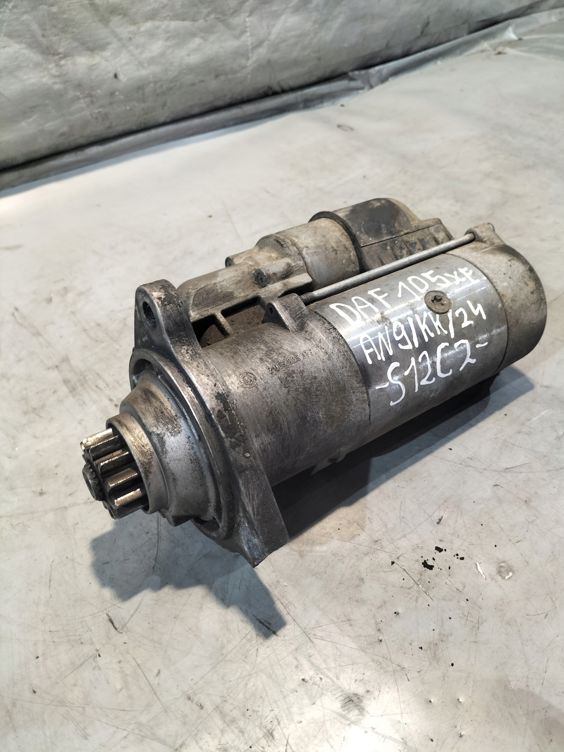 starter Bosch 0 001 261 085 DAF 105 XF