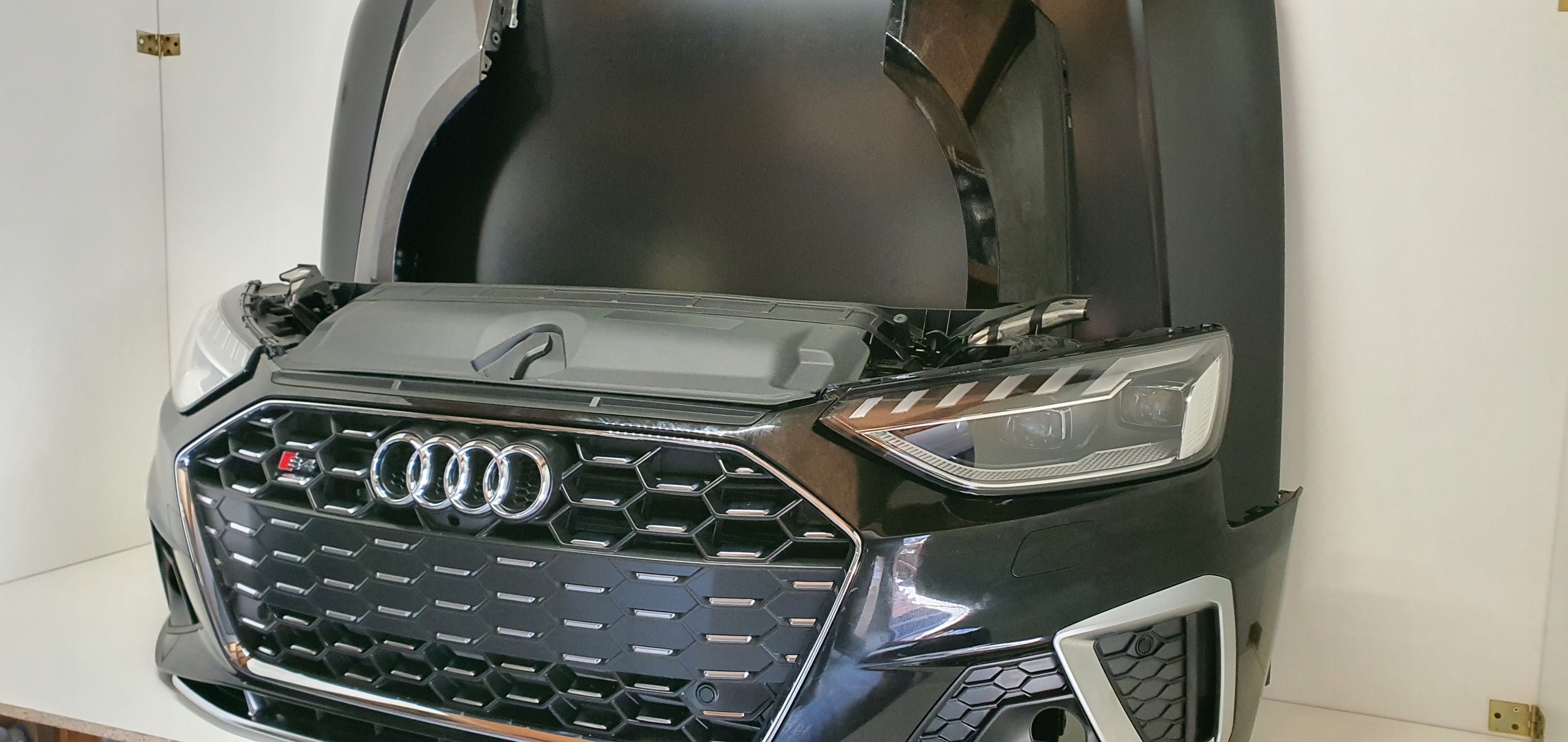 AUDI S4 B9 8W LIFT 19- KOMPLETNY PRZÓD LAMPA LED MASKA BŁOTNIK ZDERZAK Kolor do lakierowania