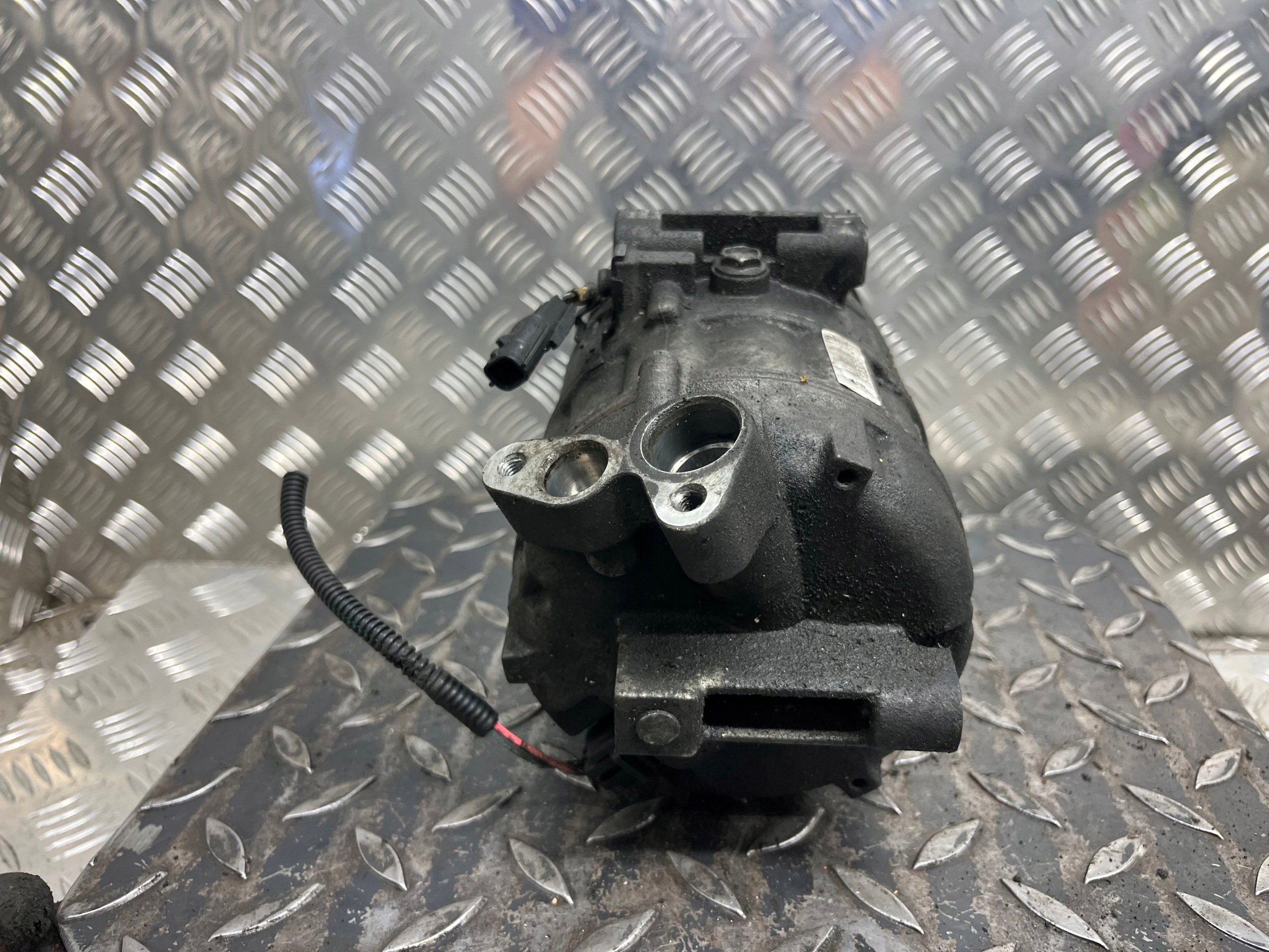 Klimakompressor klimaanlage RENAULT LAGUNA 3 8200577732