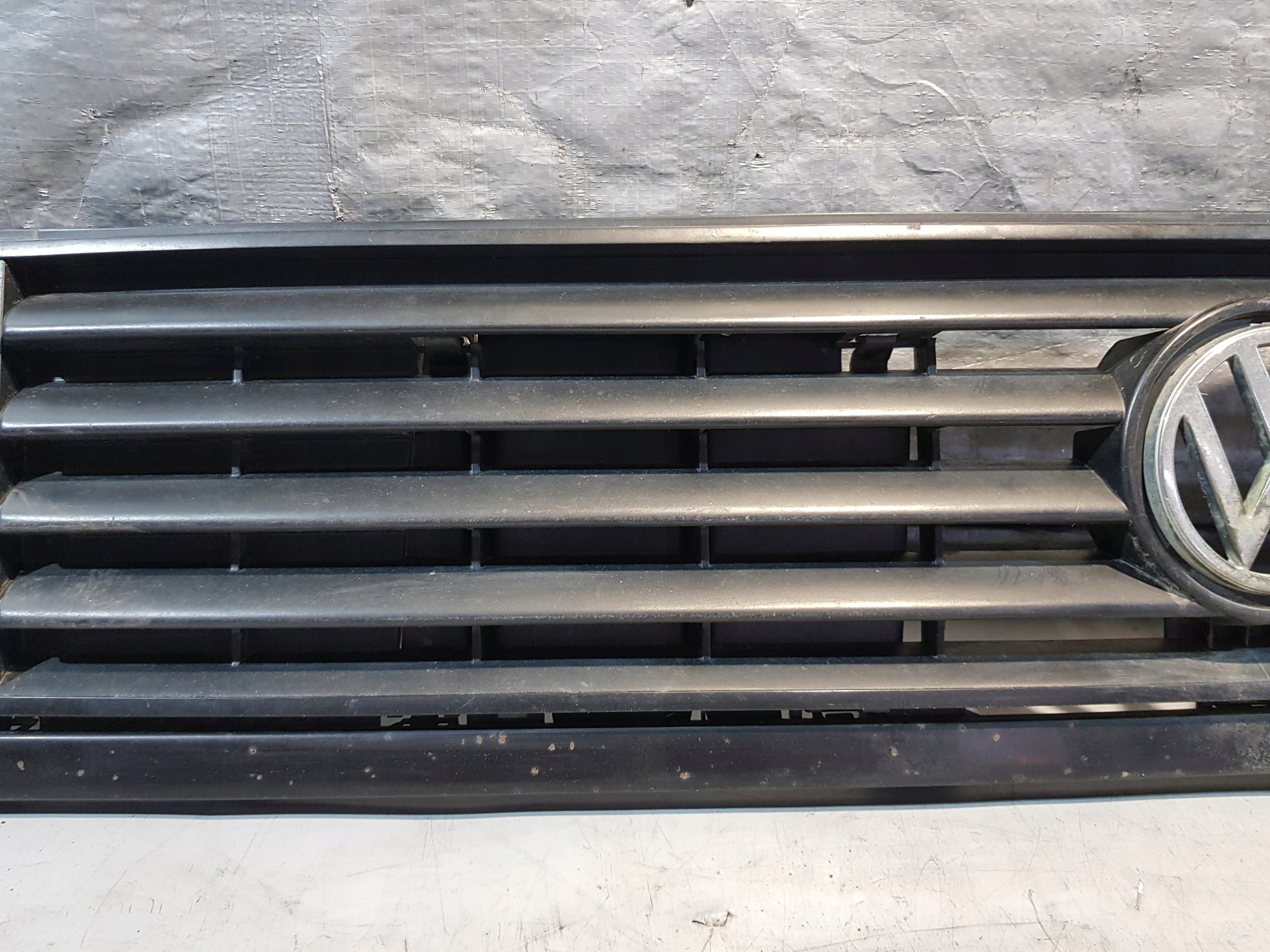 VW GOLF II 2 grill grille grid radiator frame