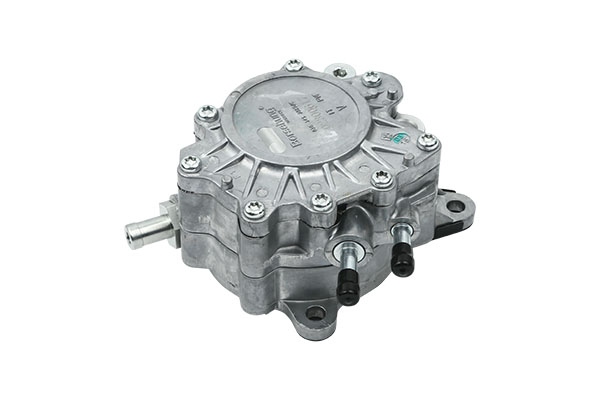 03G145209D - ВАКУУМНЫЙ НАСОС VACUM AUDI A3 A6 2.0 TDI BKD AZV