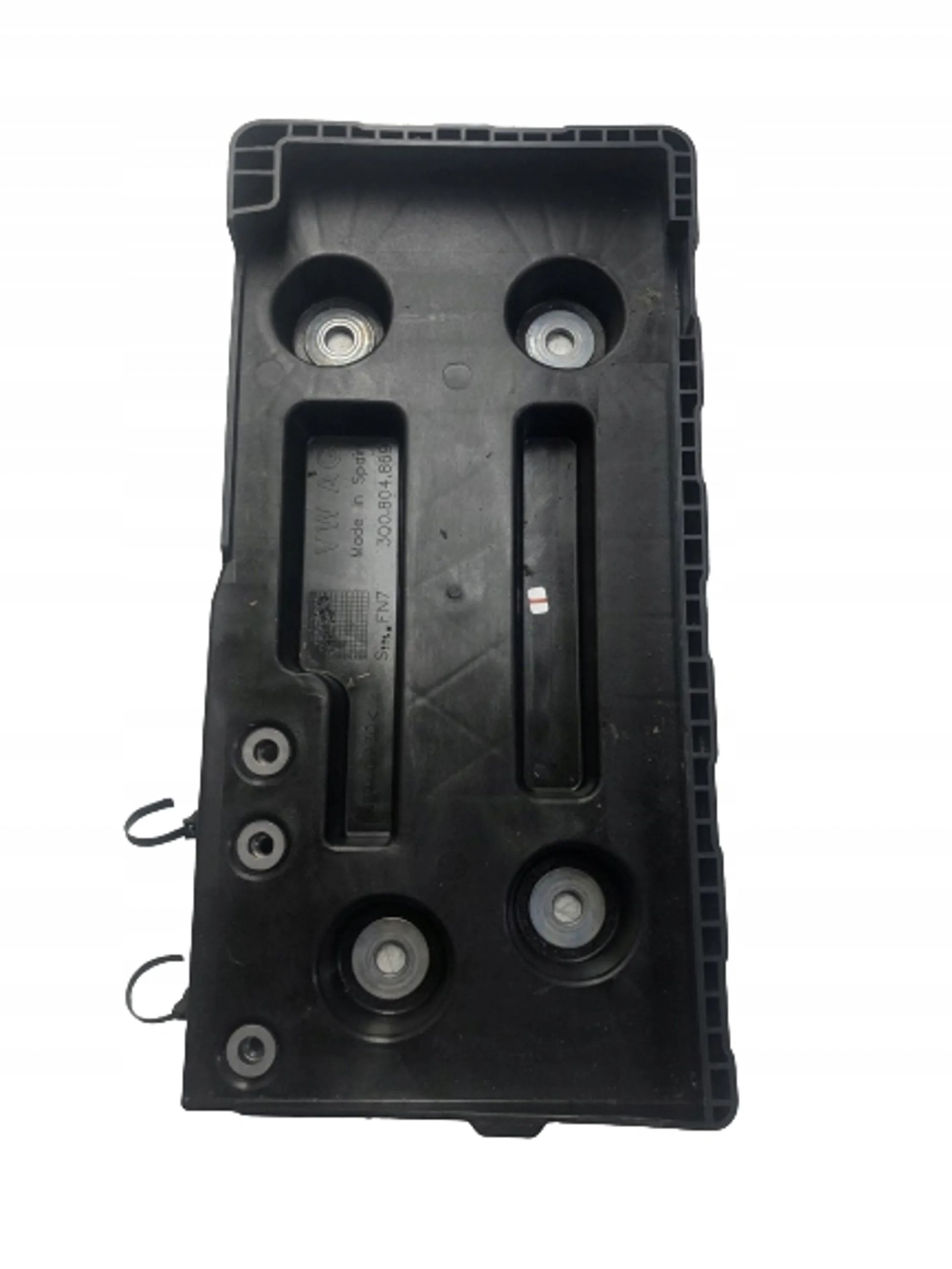 držač akumulatora VW PASSAT B8 3Q0804869