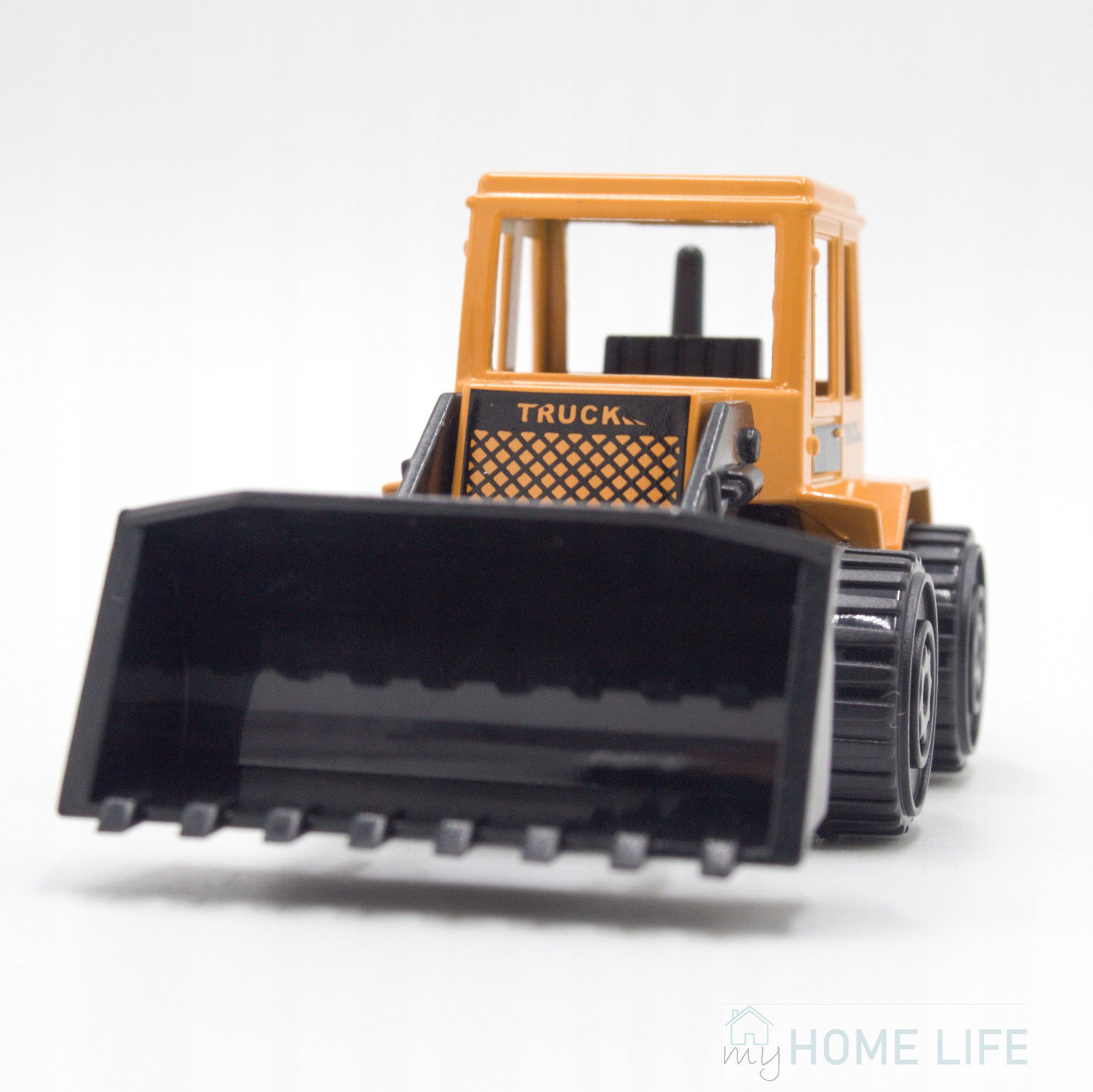 Zabawka auto budowlane metalowa żółta koparka skala 1:64 Wiek dziecka 3 lata +