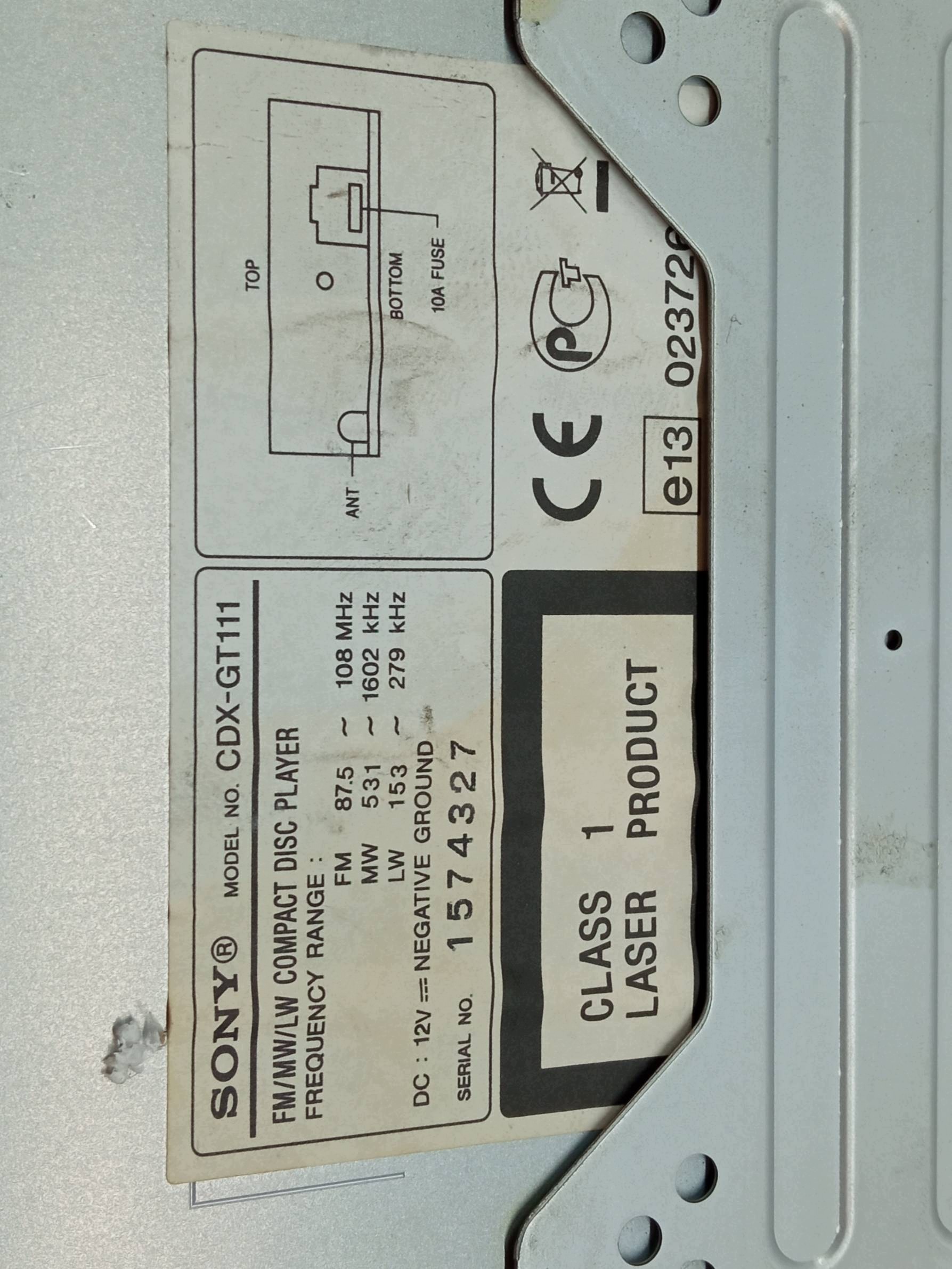 RADIO SONY CDX-GT111 Peugeot 206 e (1998-2010)