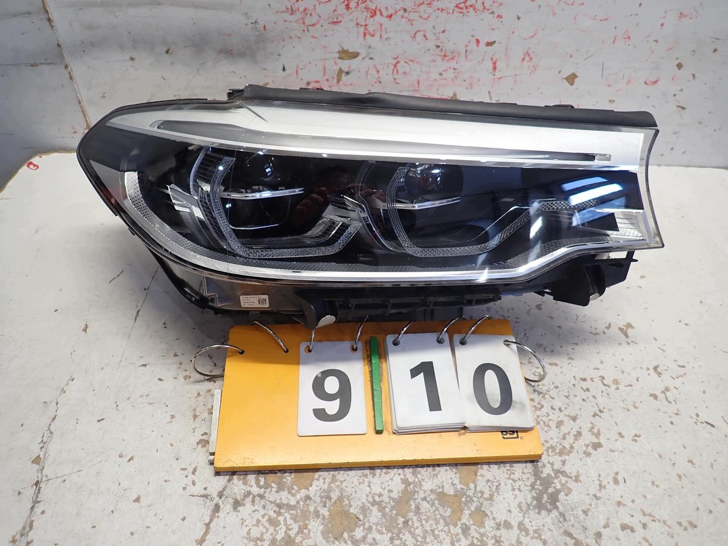 light front front right BMW 5 G30 G31 2018- FULL LED ADAPTIVE 7439194