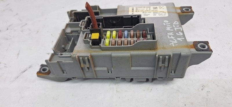 Module fusibles ALFA ROMEO MITO 00505181200