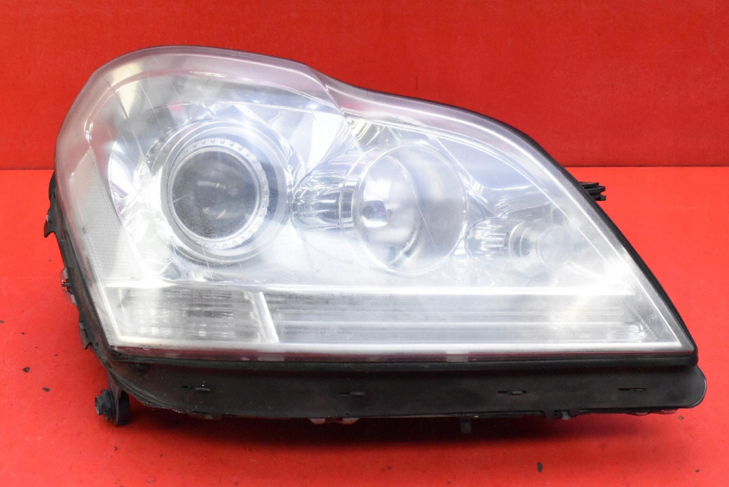 REFLEKTOR right light front XENON EU A1648260491 MERCEDES GL X164 06-09