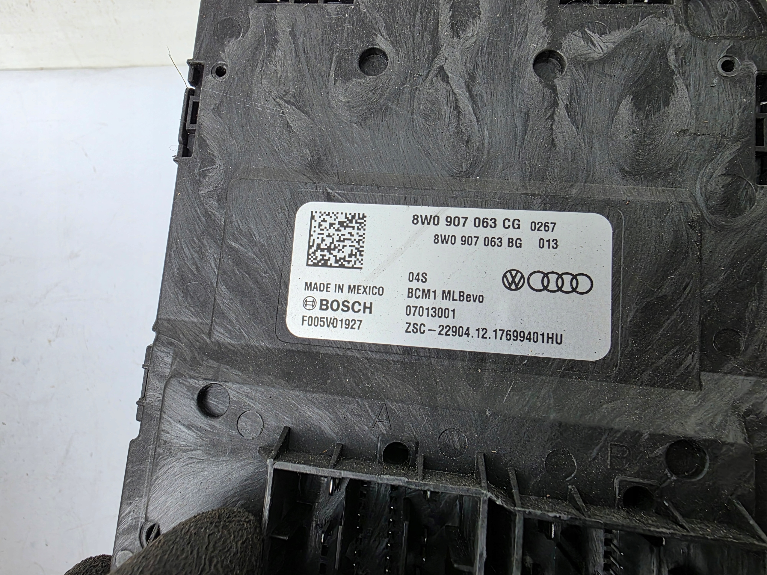 Unité commande confort BCM AUDI Q5 80A FY 8W0907063CG