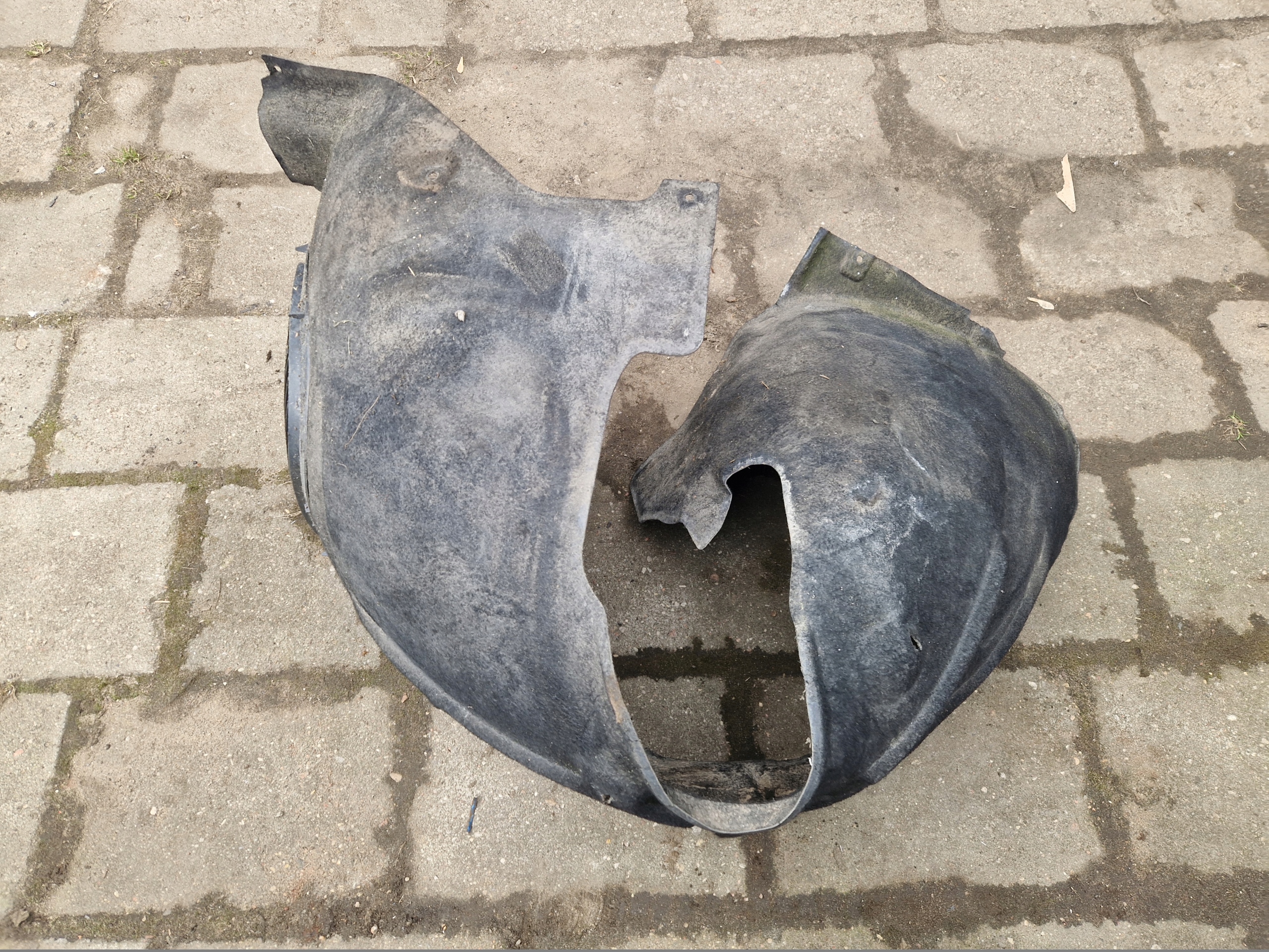 AUDI Q7 4L mudguard left front front 4L0809961E
