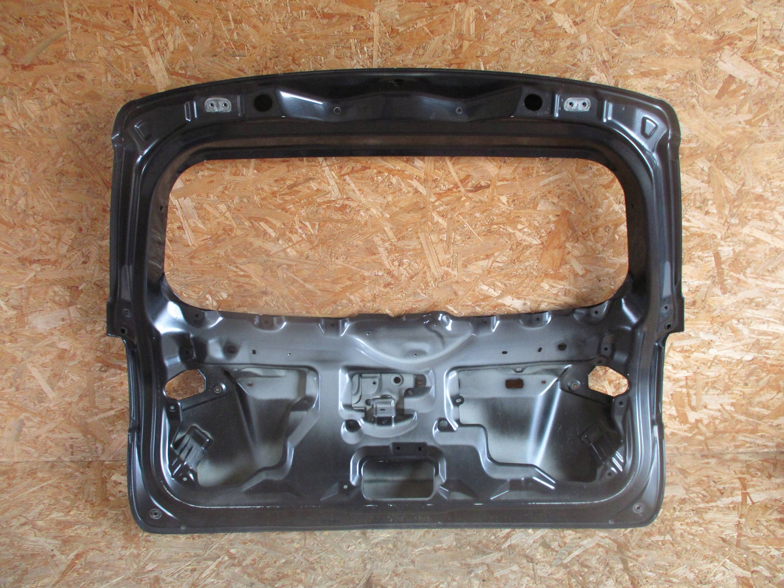 boot door rear SUZUKI VITARA III 15