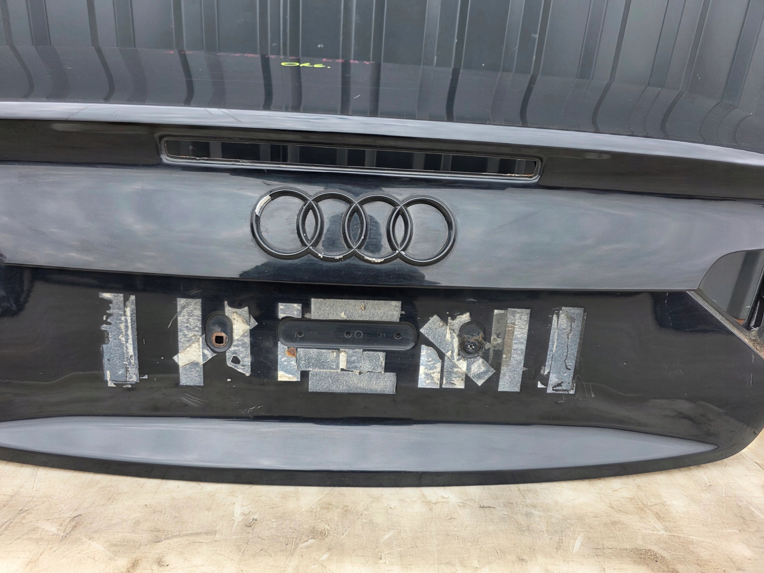 boot doors rear part AUDI A5 8T CABRIO LZ9Y original !!!