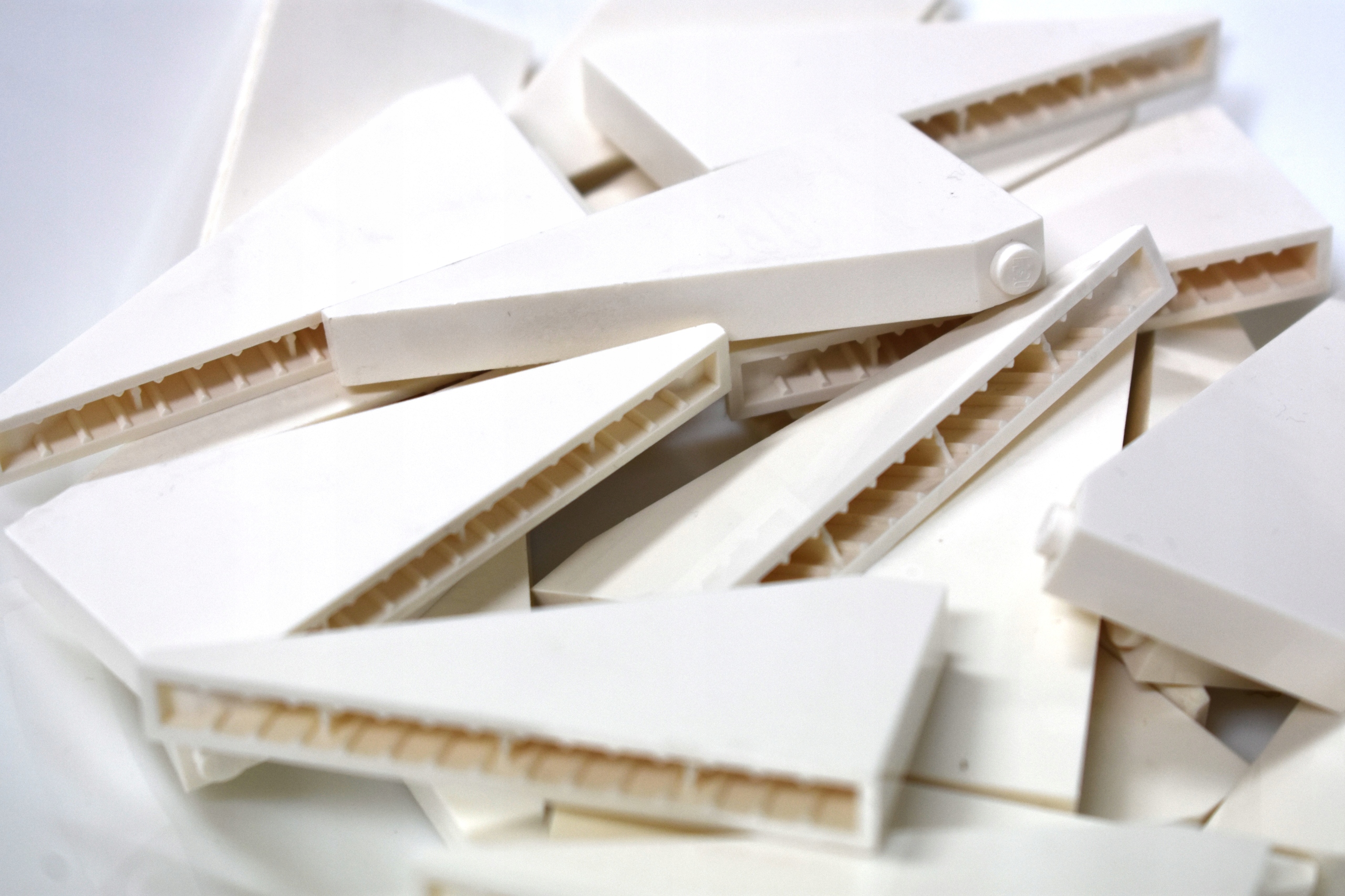 Lego skos biały 8x1x3 2szt IP53 49618