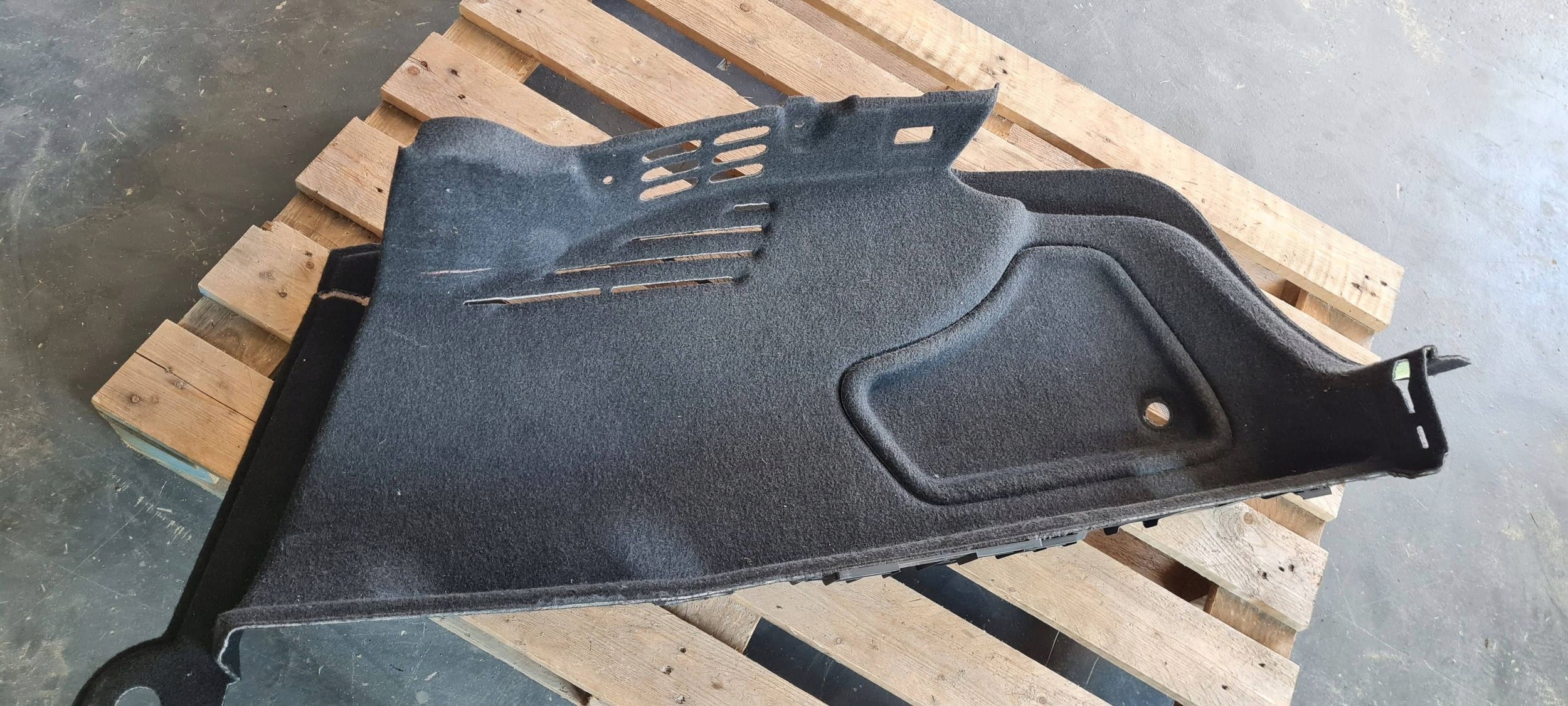 A6 C8 4K side upholstery boot right sedan 4K5863888C