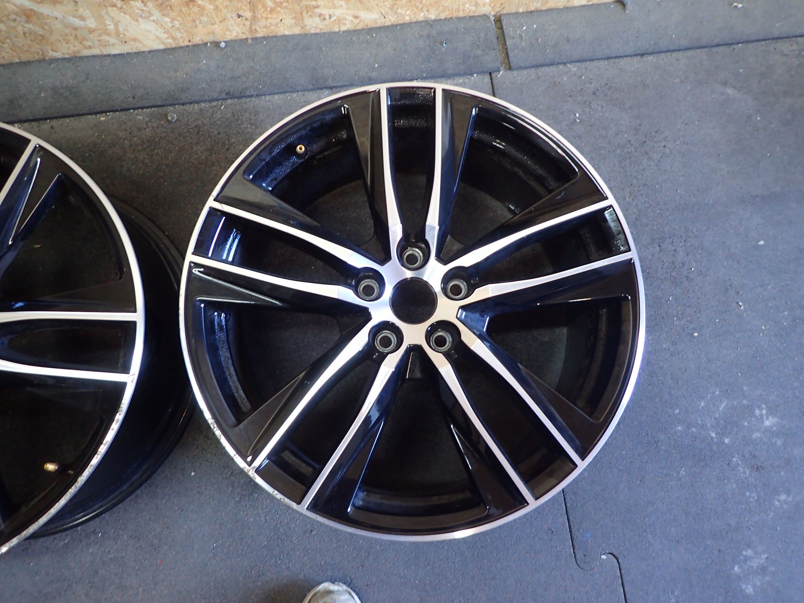 disk hliníkový SEAT LEON 5X112 19" 8J ET50