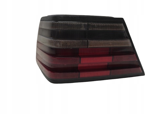 MERCEDES E W124 84- SEDAN LAMPA LEWA TYŁ BLACK CIEMNA