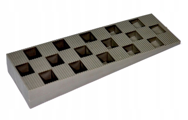 

Duży Klin montażowy budowlany 150x44x20mm 25szt.