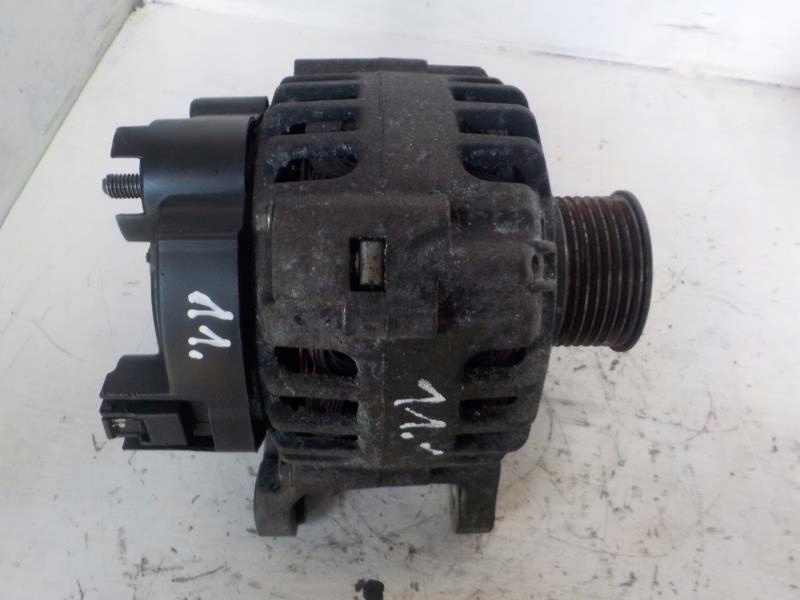RENAULT CLIO III 1.2 TCE ALTERNATOR 8200654541B