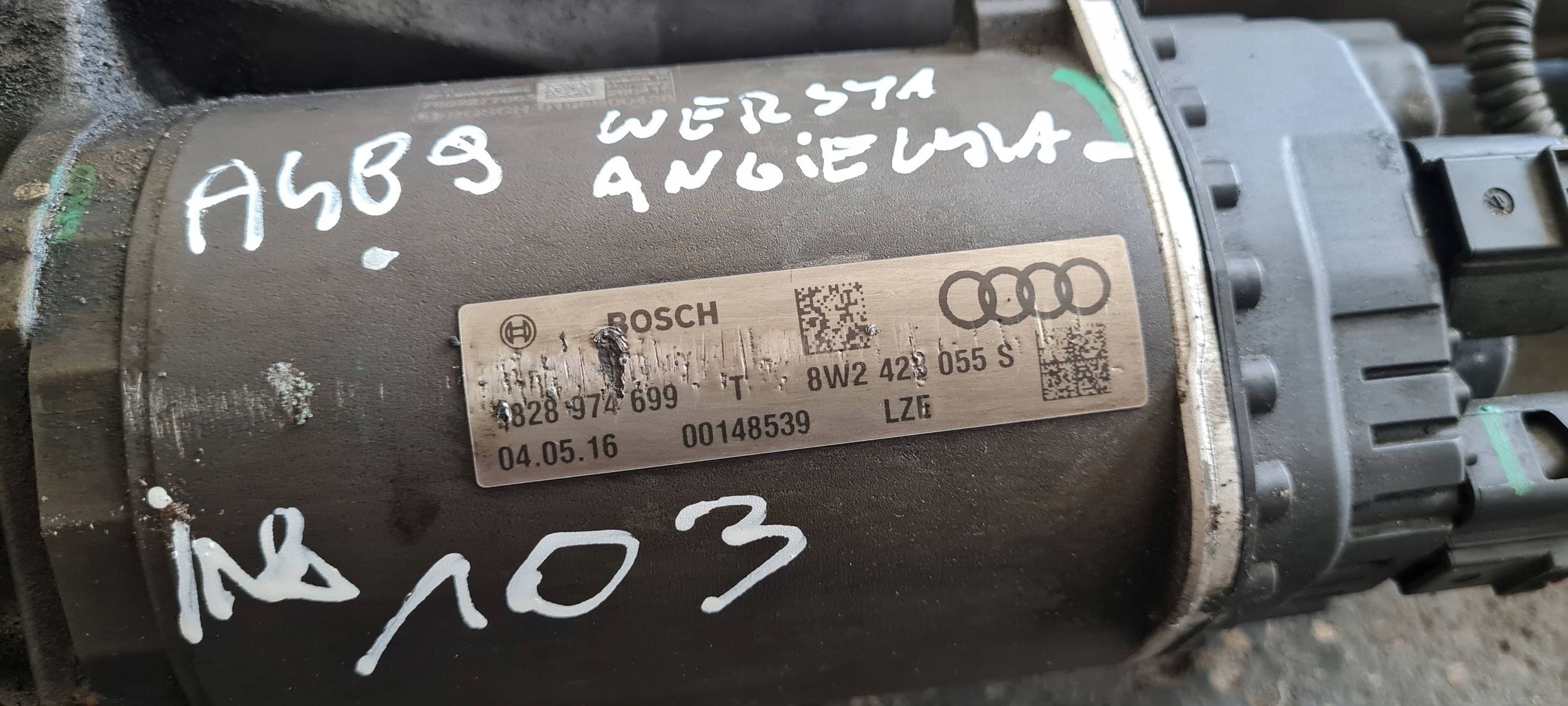 A4 B9 8W control drag rod servo steering ANGLIK 8W2423055S A5 8W