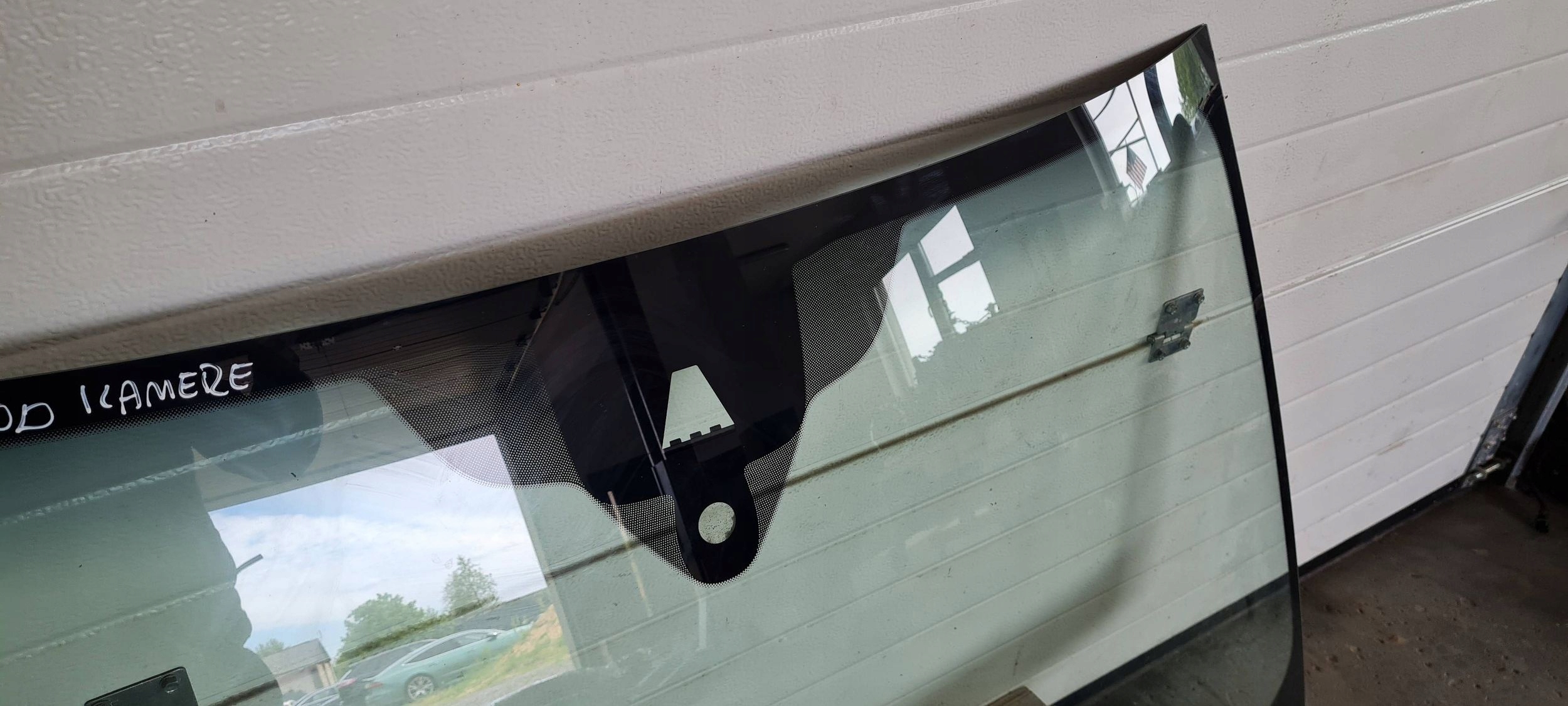 Q2 SQ2 81A window iron front below KAMERE 18R 2018R