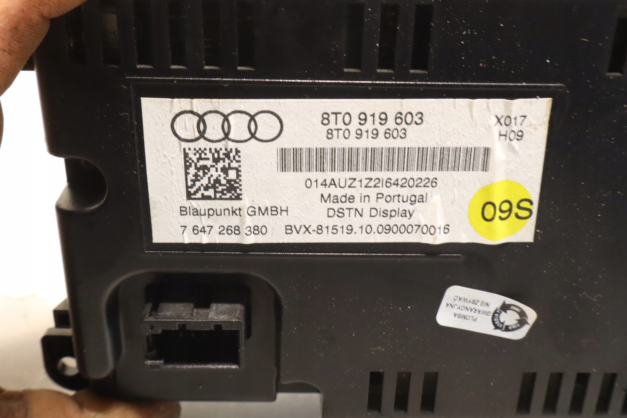 дисплей Audi A4 B8
