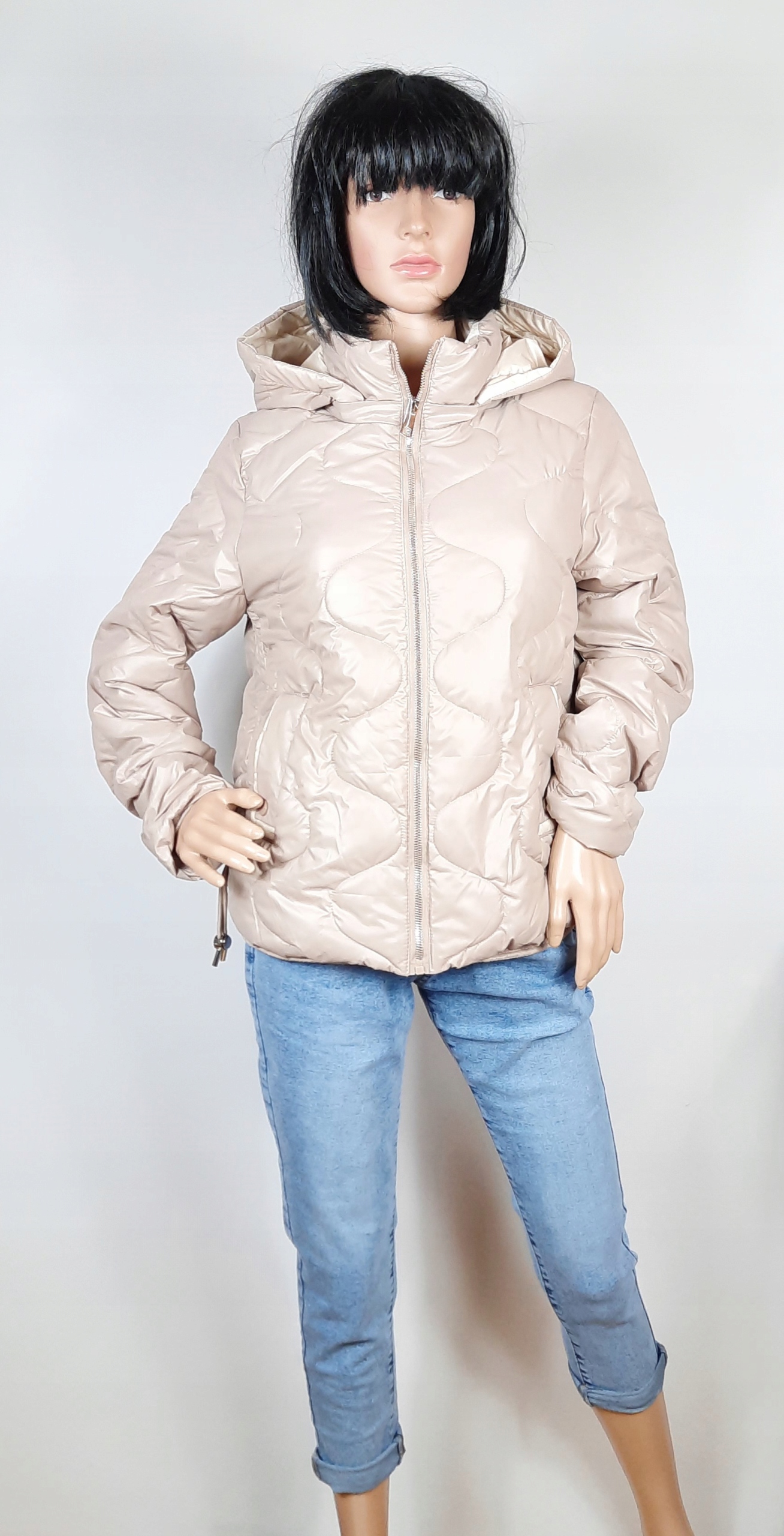 Kurtka pikowana wiosenna przejściowa krótka beżowa L Kolekcja Wiosna jesień