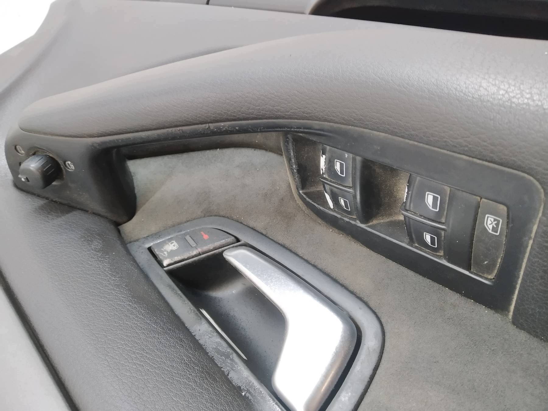 upholstery side left front driver´s Audi A8 II (2002-2010) D3