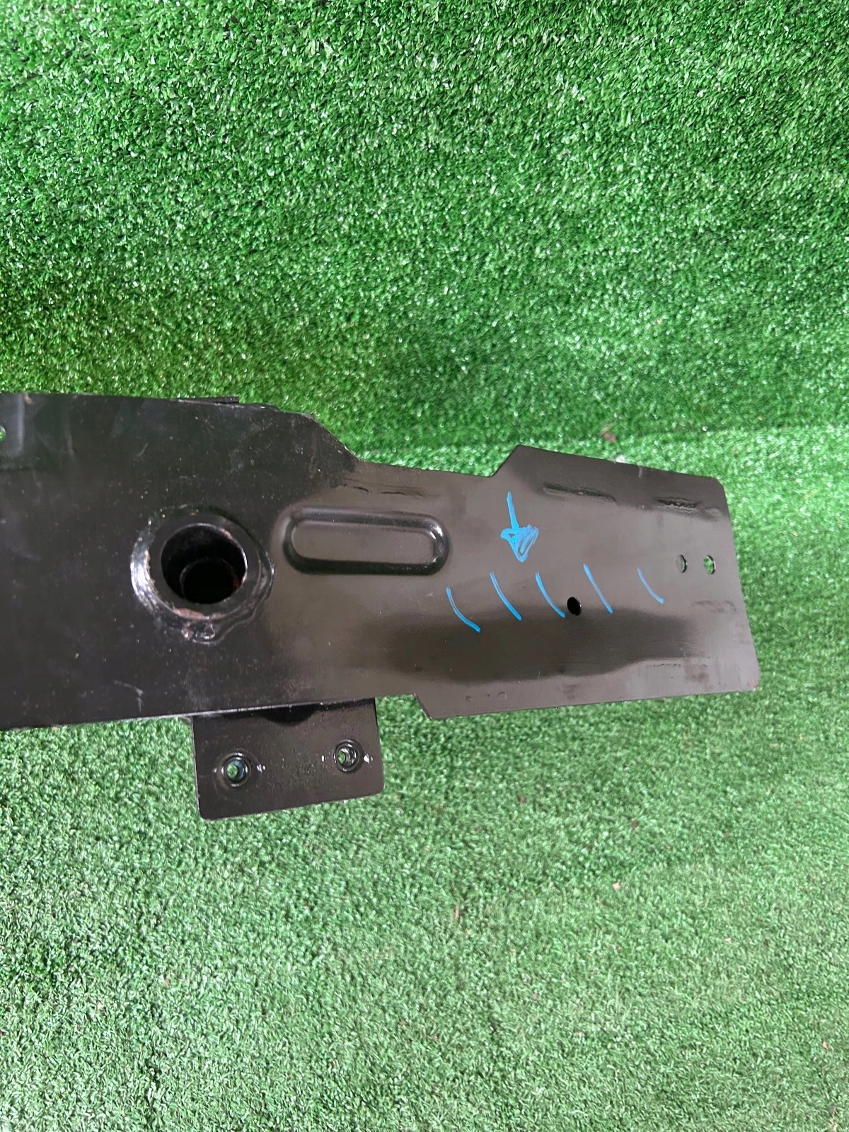 Bmw i4 G26 sider front bumper support 8738936 8738936-13
