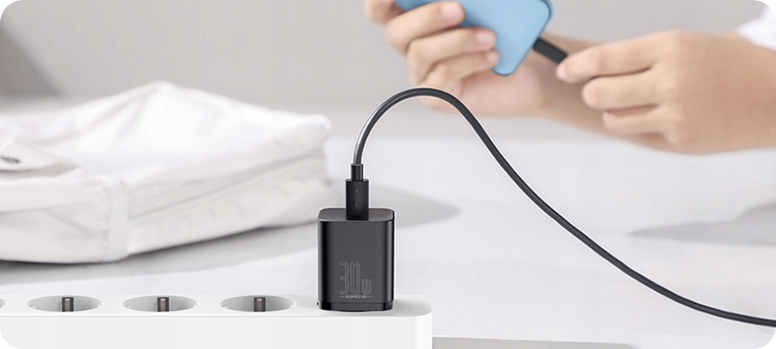 BASEUS SZYBKA ŁADOWARKA SIECIOWA DO TELEFONU ZASILACZ USB-C TYP-C 30W PD QC Zgodność ze standardem Quick Charge 1.0 Quick Charge 2.0 Quick Charge 3.0 Quick Charge 4.0