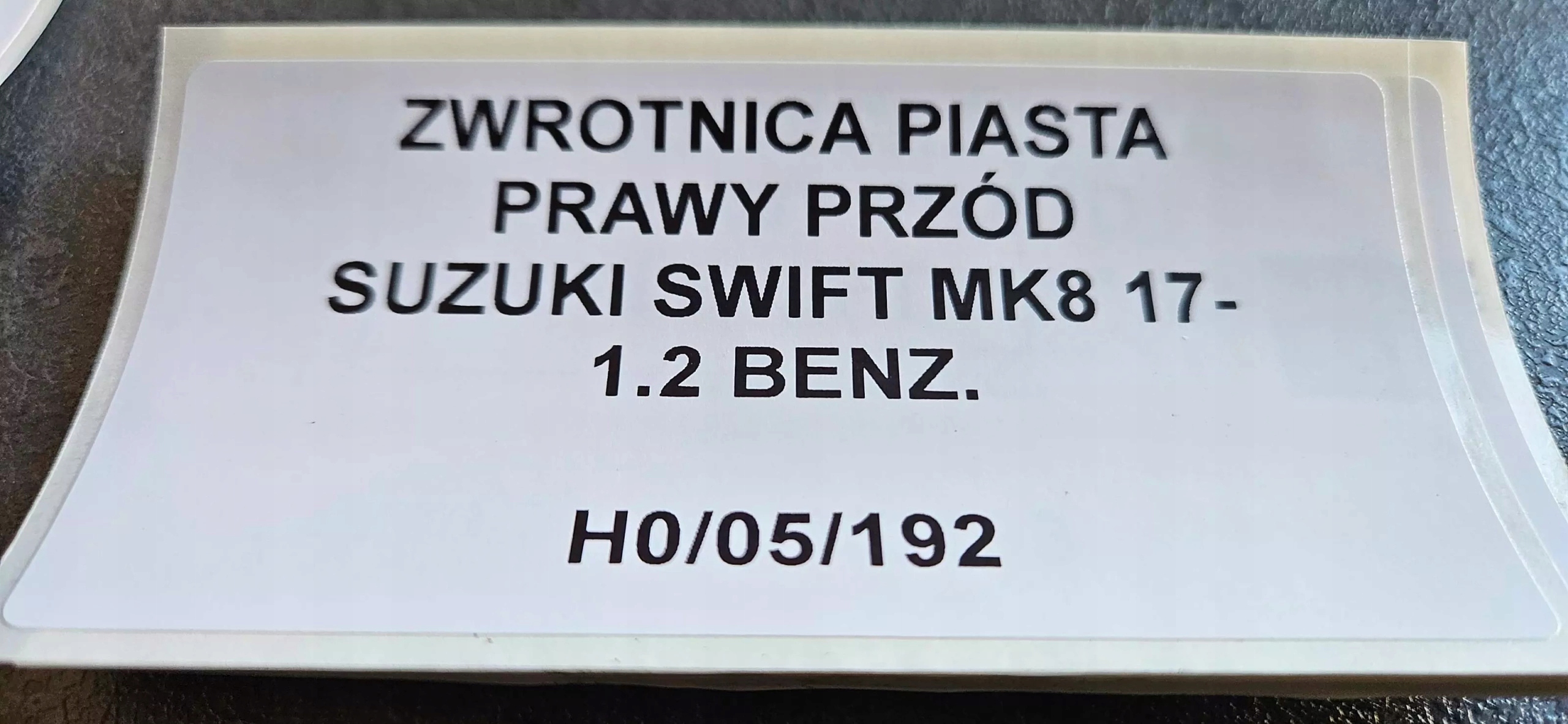 otoč čepu pravý předek SUZUKI SWIFT MK8 17