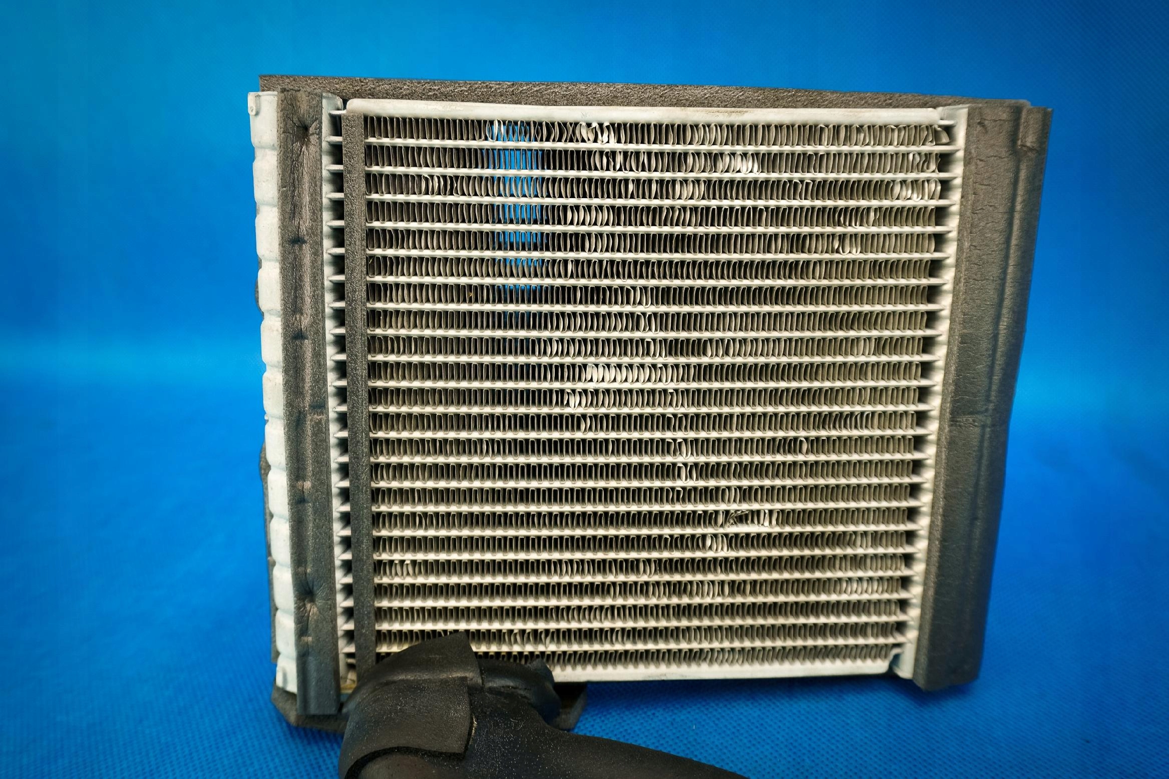 Parownik Bloc de chauffage complet Arrière Audi A8 4H 4H0820105