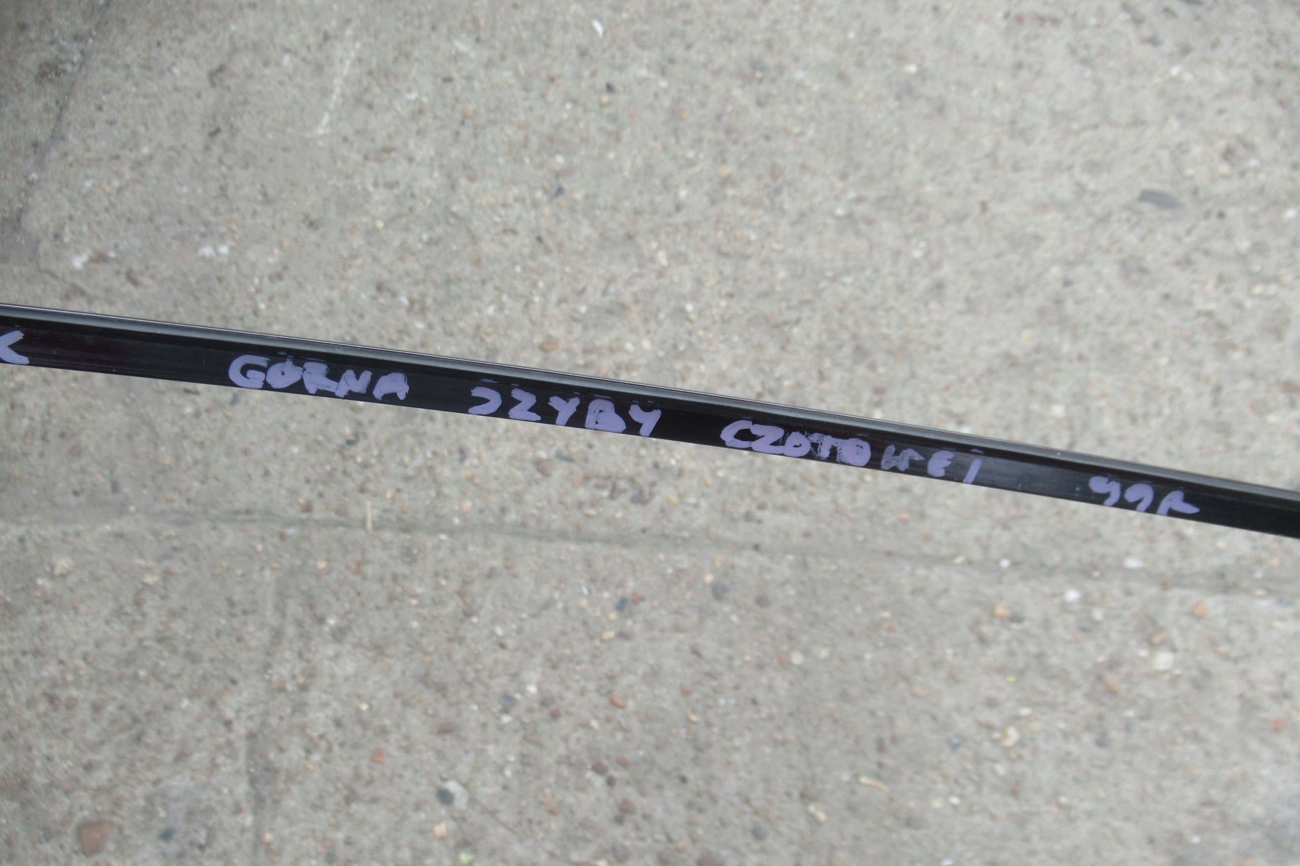 MERCEDES CLK W208 moulding windows front CZOLOWEJ