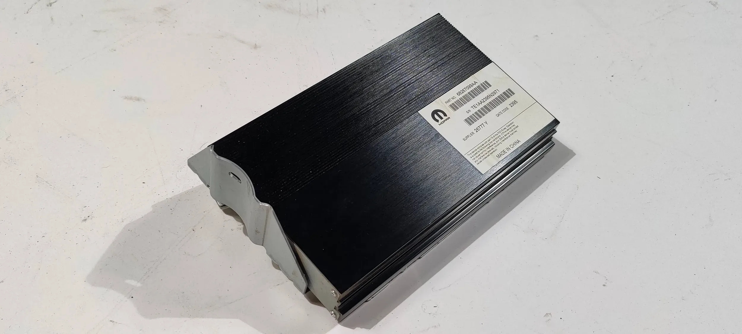 zesilovač audio amplituner Dodge Ram 2009-2019