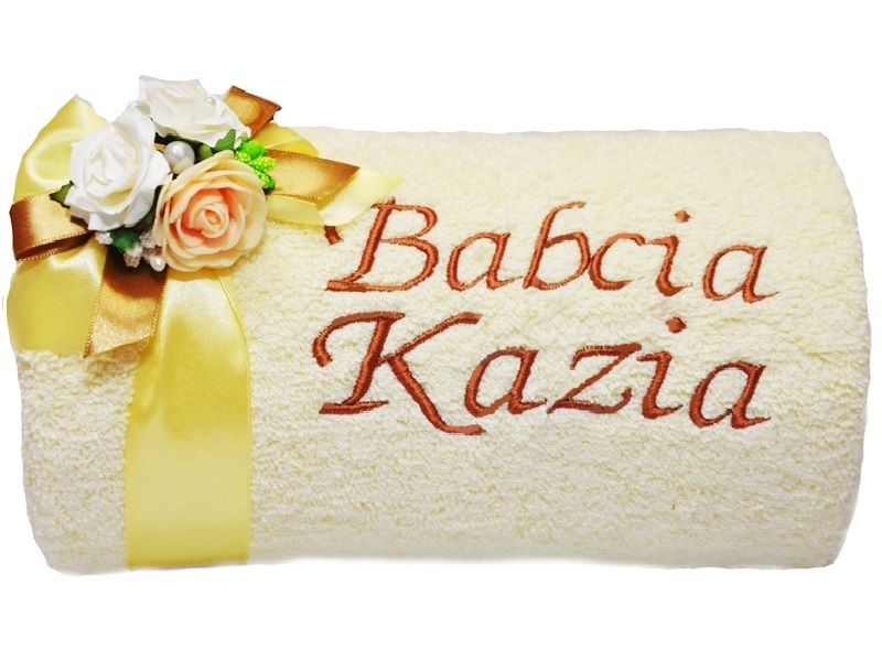

Gruby Ręcznik z Haftem Imieniem Prezent dla Babci
