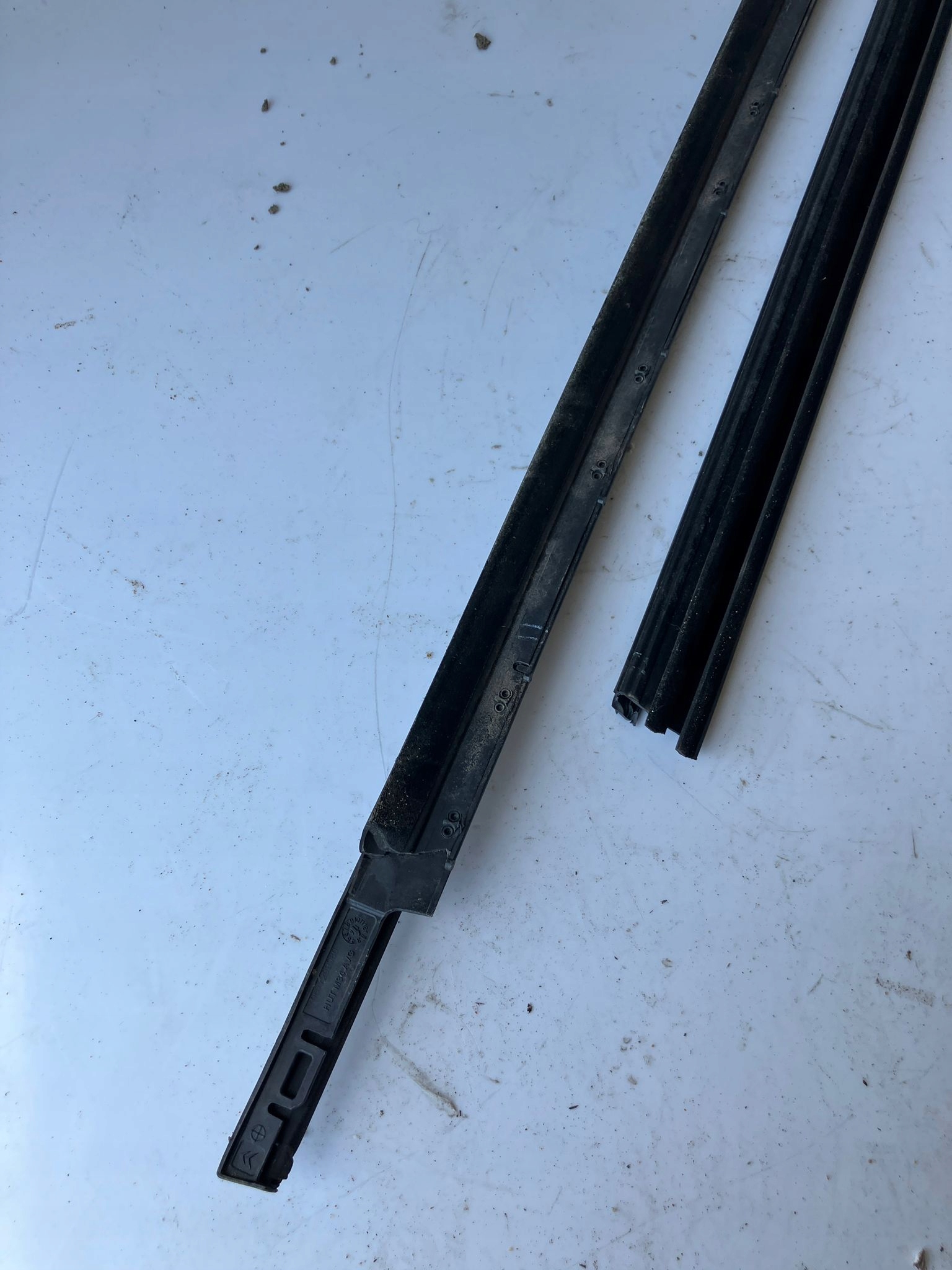 moulding dust door C4 GRAND PICASSO II left front