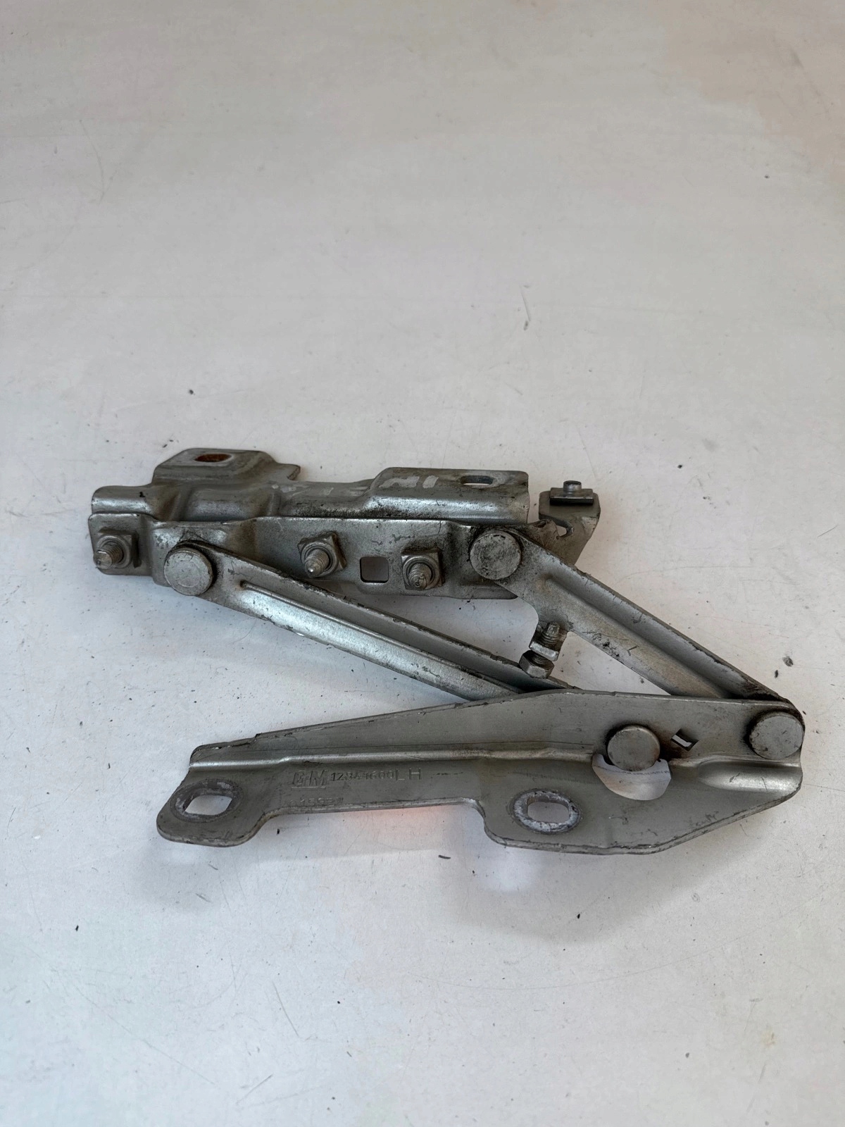 hinge bonnets front front left Opel Insignia A