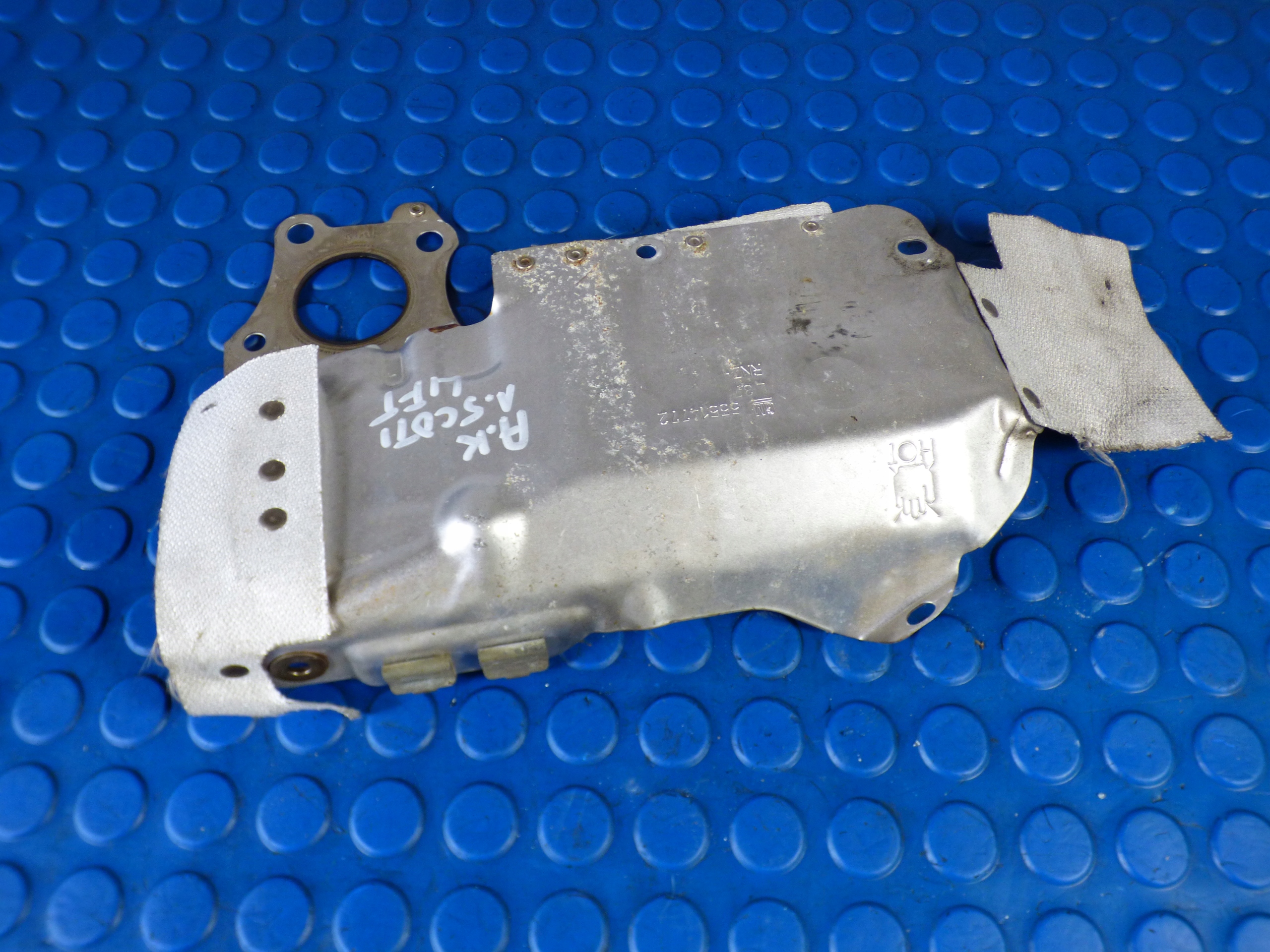 Blende Abdeckung termiczna OPEL ASTRA K V 1.5CDTI CRDI LIFT