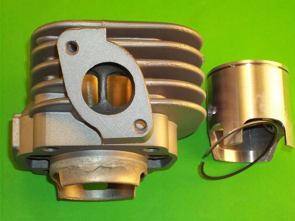 CZN000162 - Цилиндр MINARELLI 80 AC Zipp квантовая ось триада