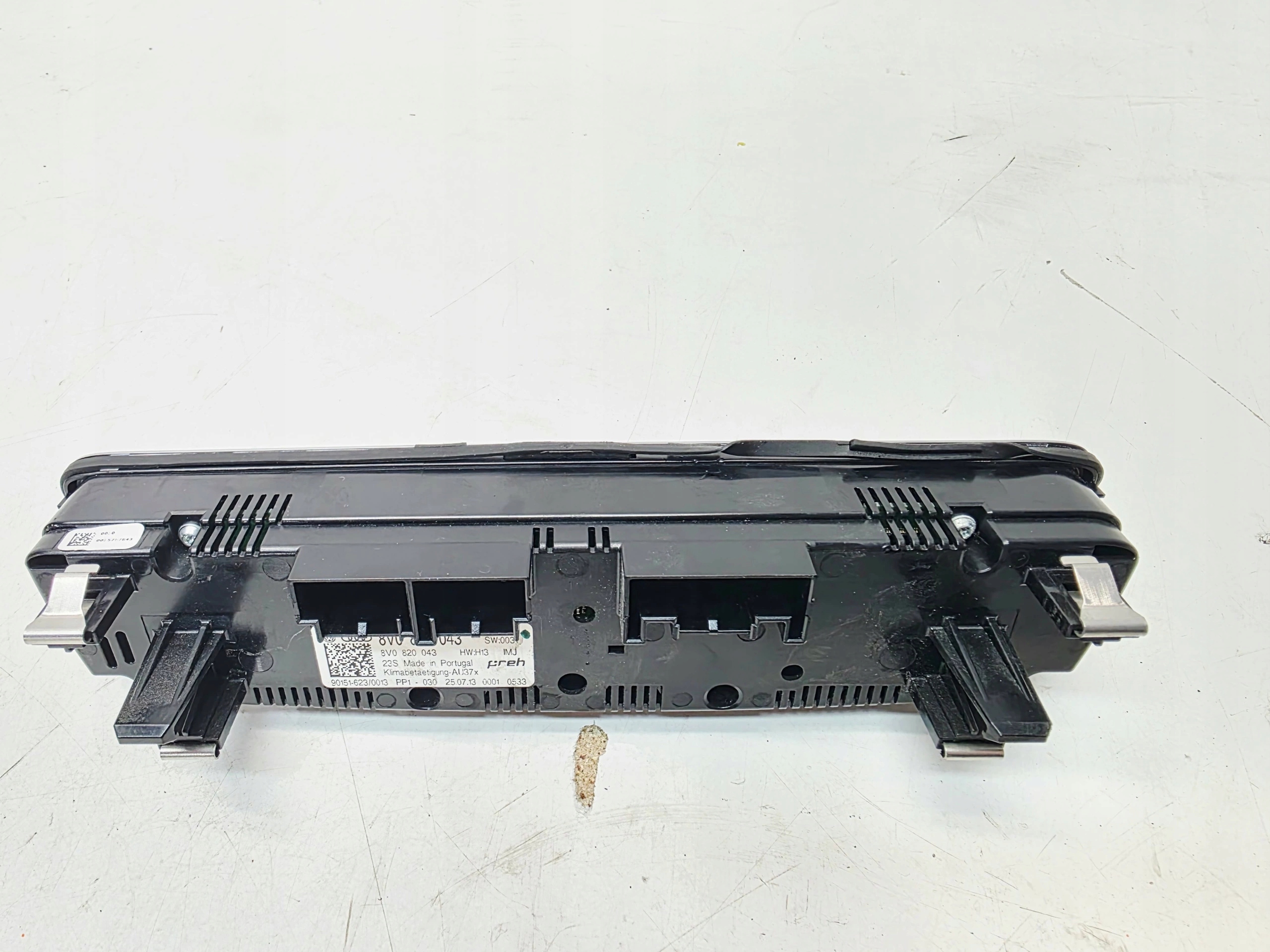 Unite commande clima de chauffage KLIMATRONIK AUDI A3 8V 8V0820043