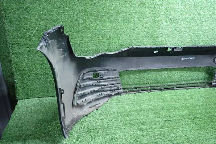 VW GOLF VIII Frontstoßstange vorne
