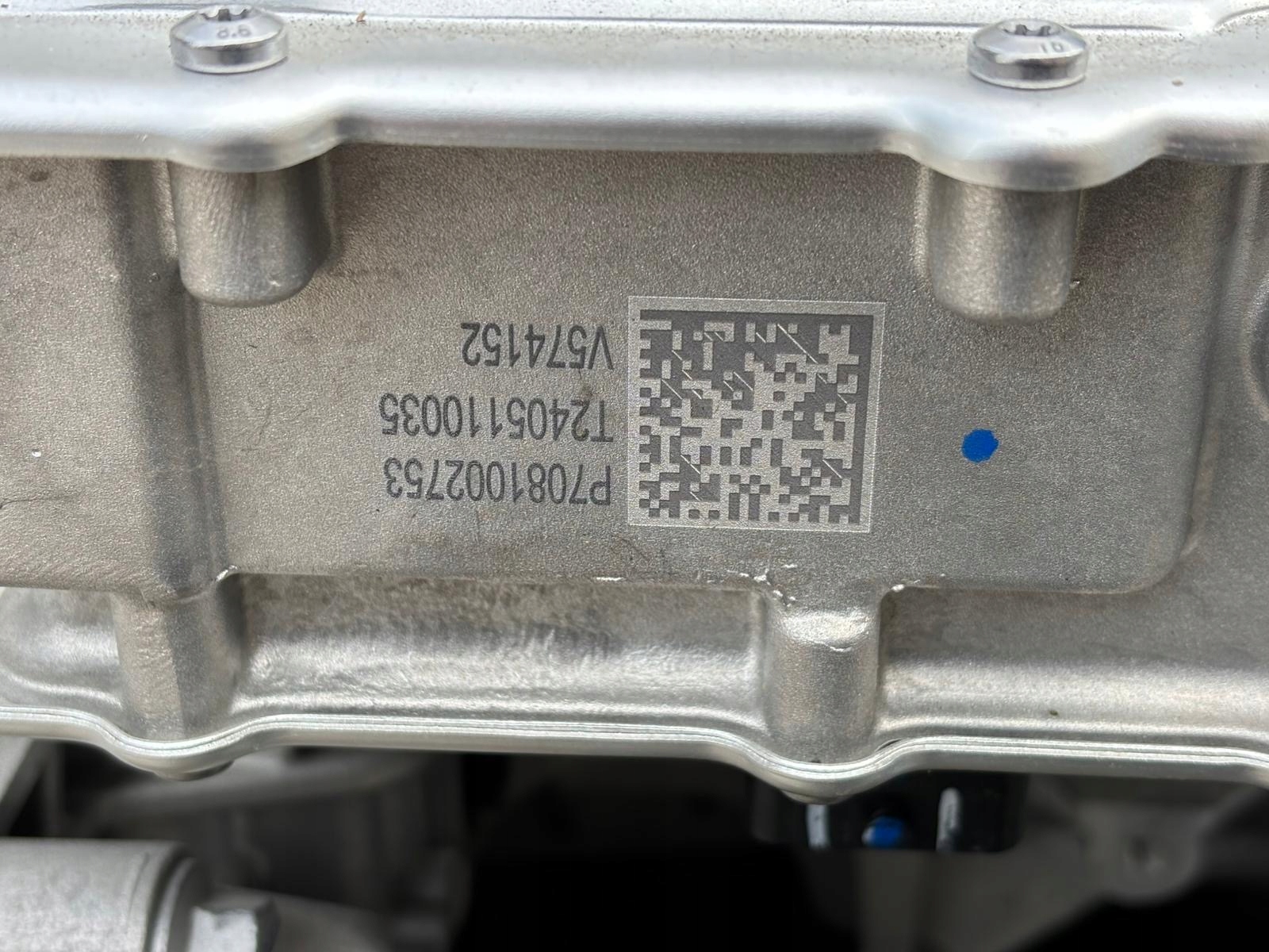 volvo EX30 Двигатель зад 2024R. 7081002753 6608159113