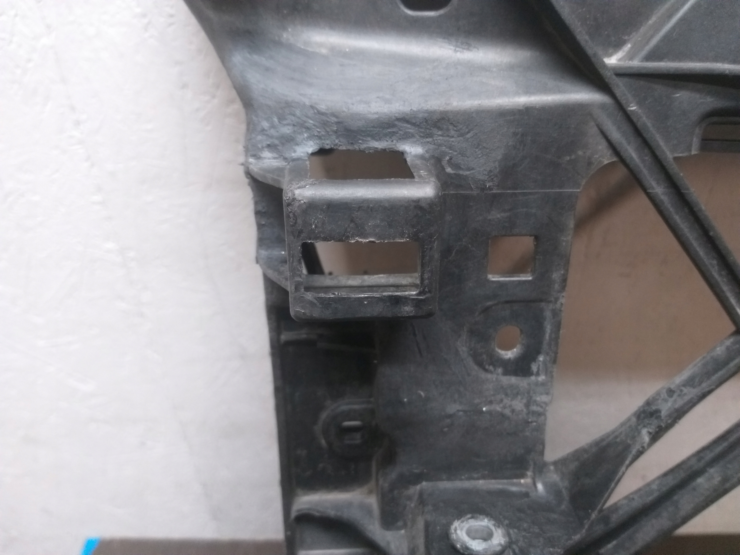 PAS PRZEDNI SKODA RAPID 5JA805588T Producent części Skoda OE